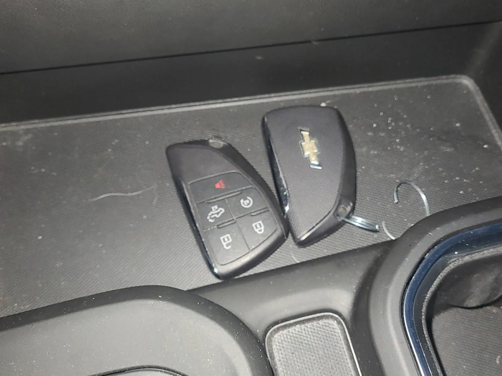 Keys/Fobs/Manual Photo