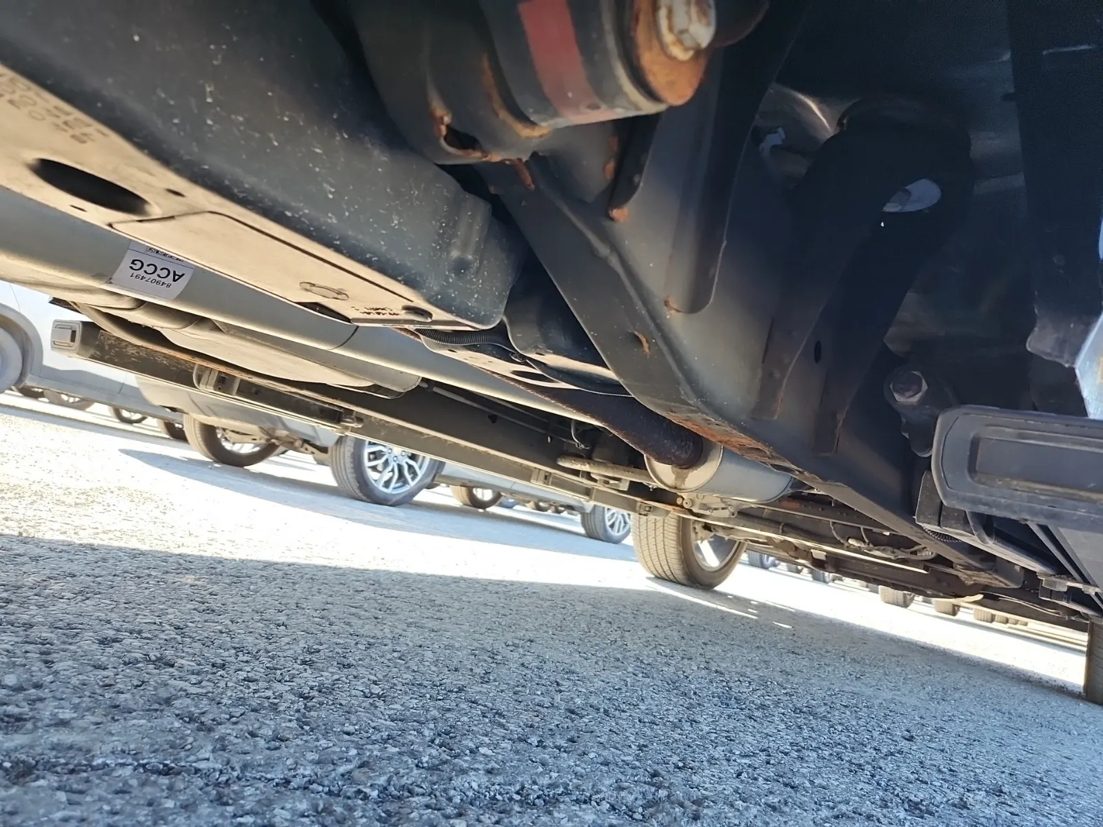 Undercarriage - Passenger Photo
