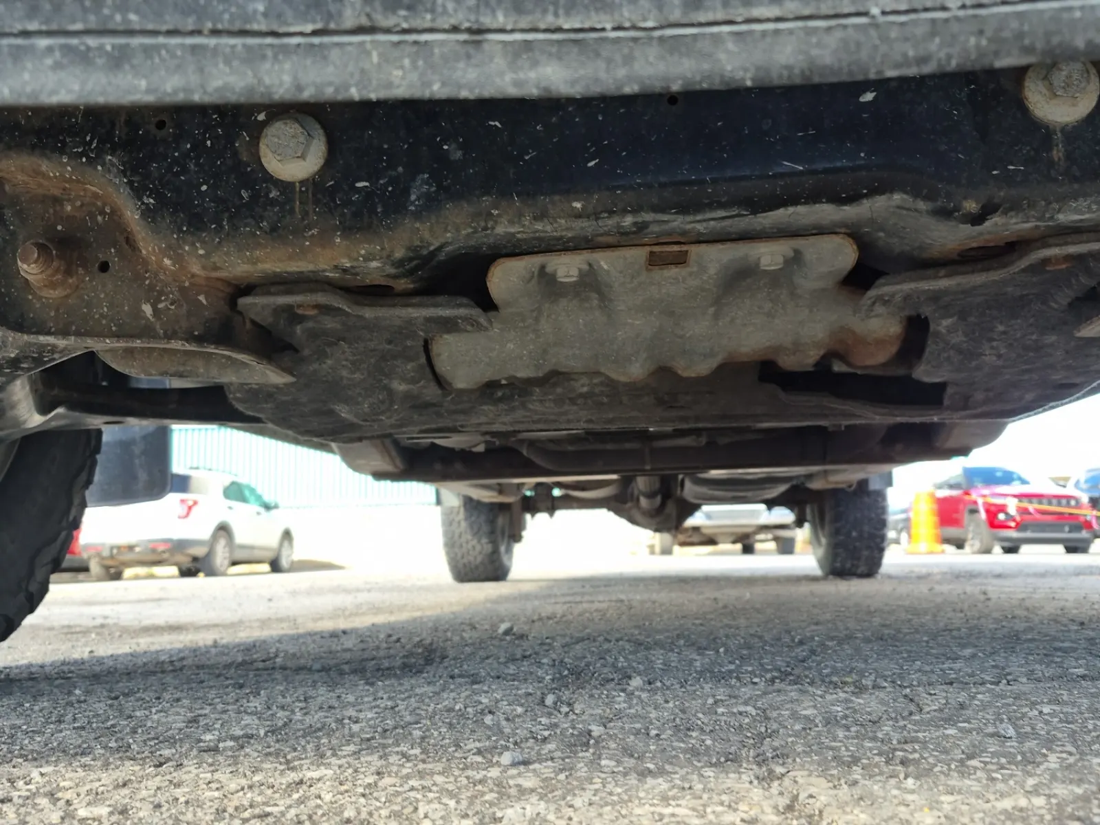 Undercarriage - Front Photo