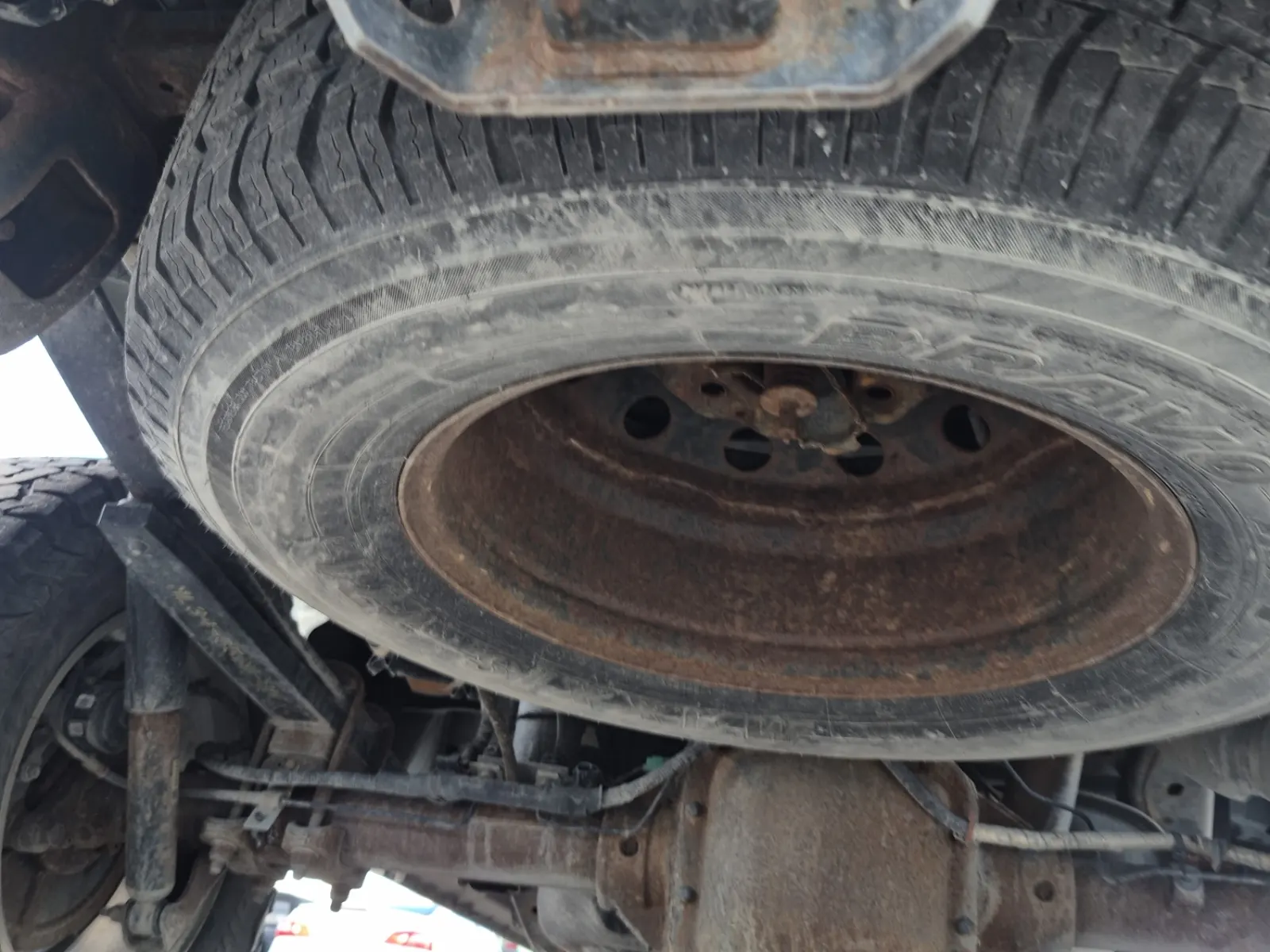 Spare Tire & Wheel Photo