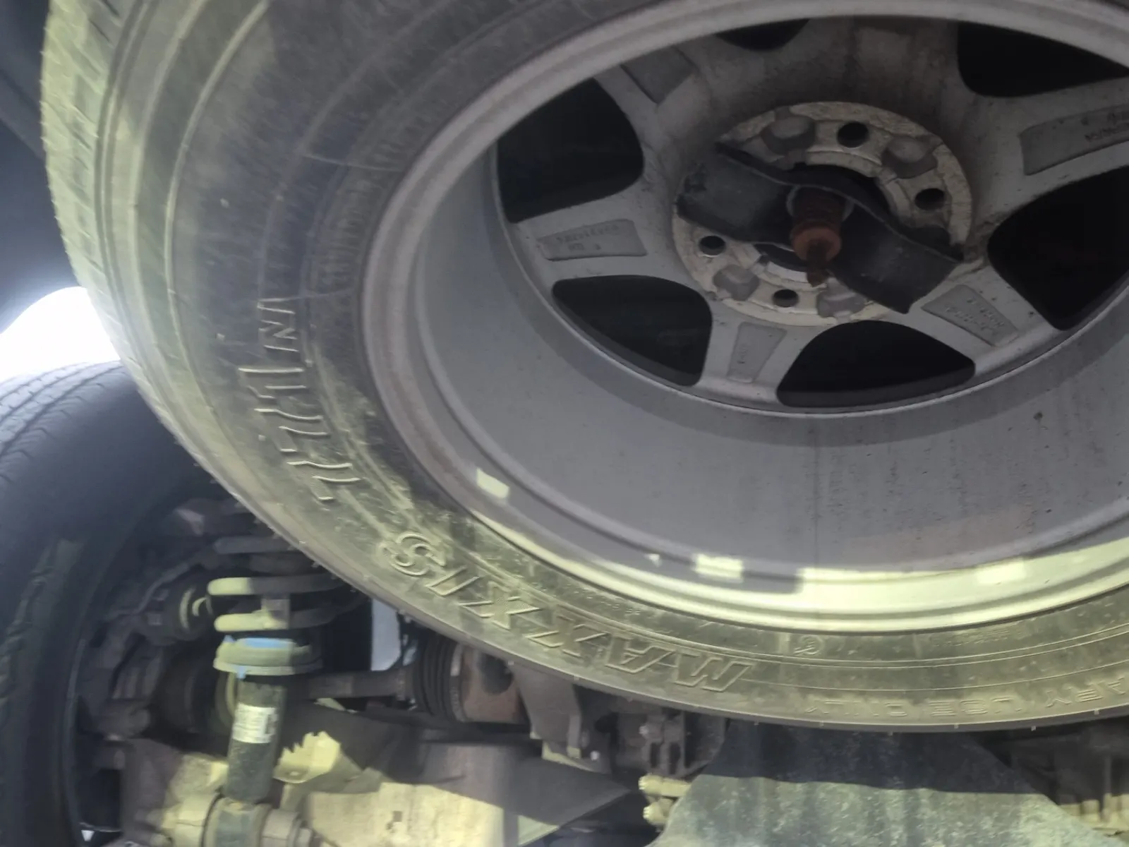 Spare Tire & Wheel Photo