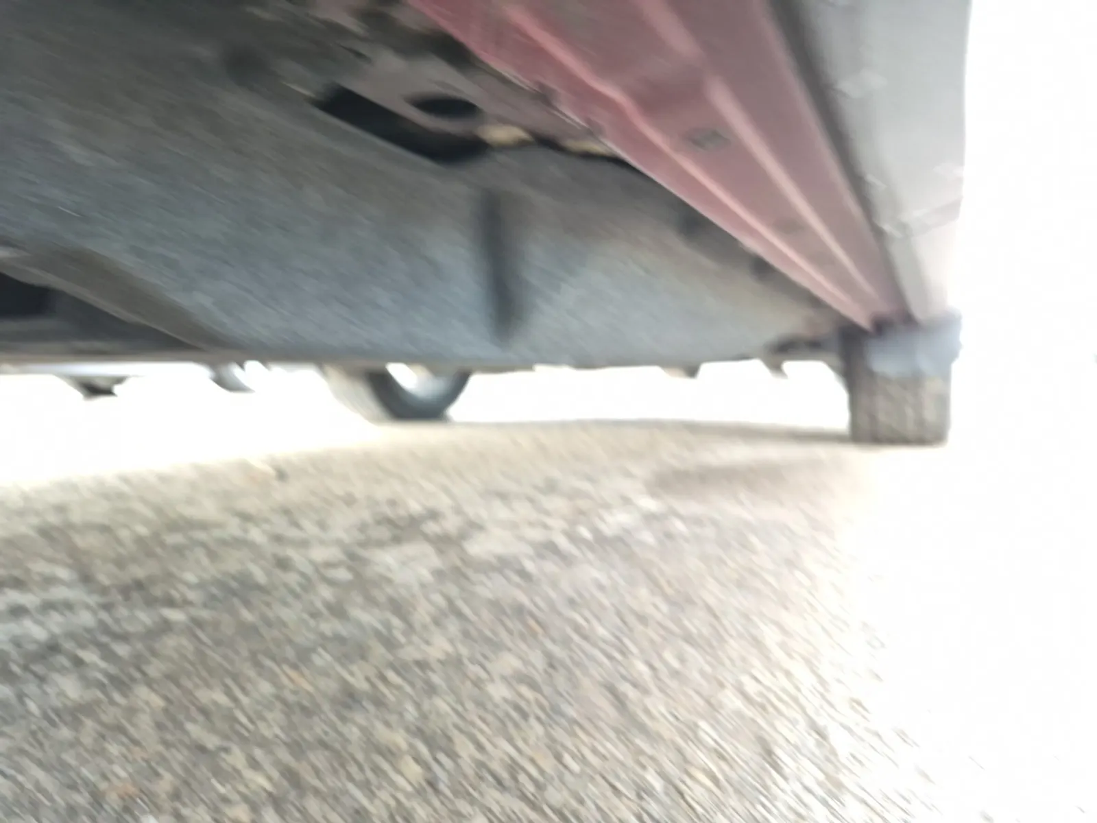 Undercarriage - Passenger Photo