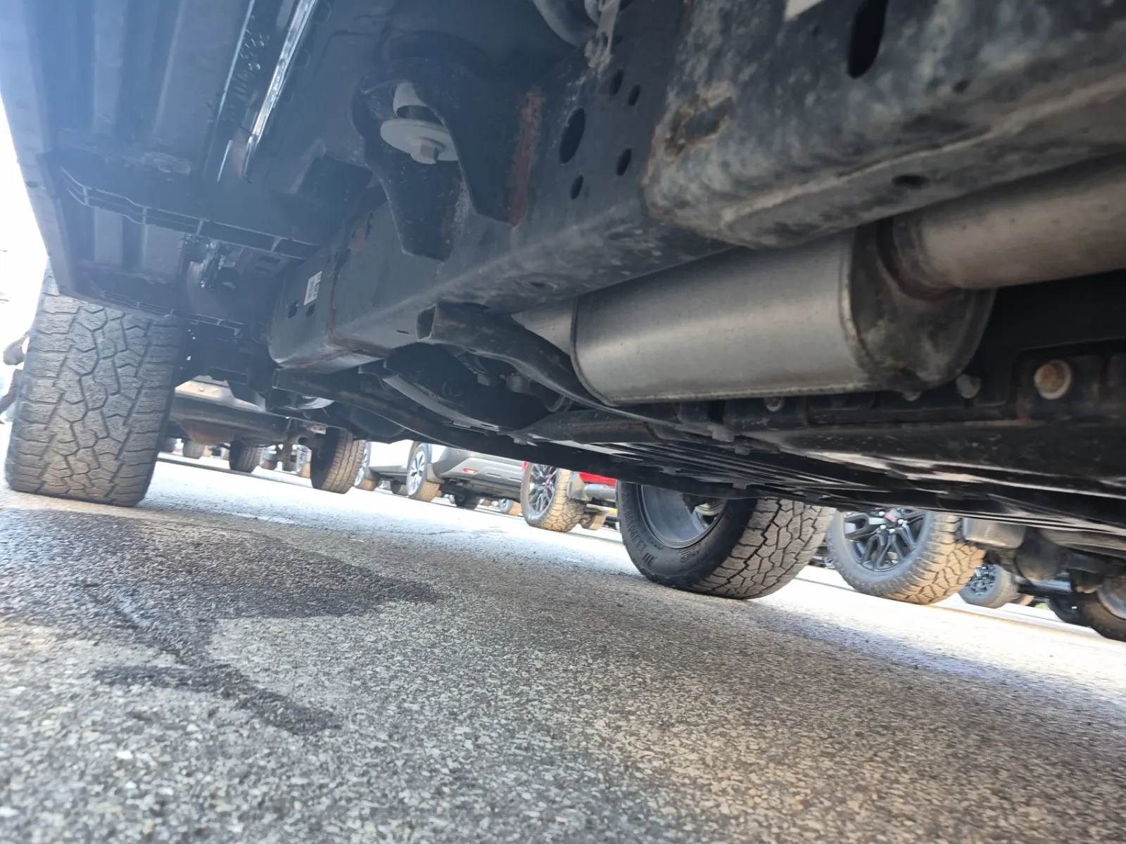 Undercarriage - Driver Photo