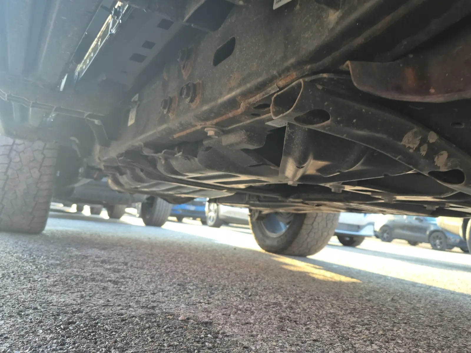 Undercarriage - Passenger Photo