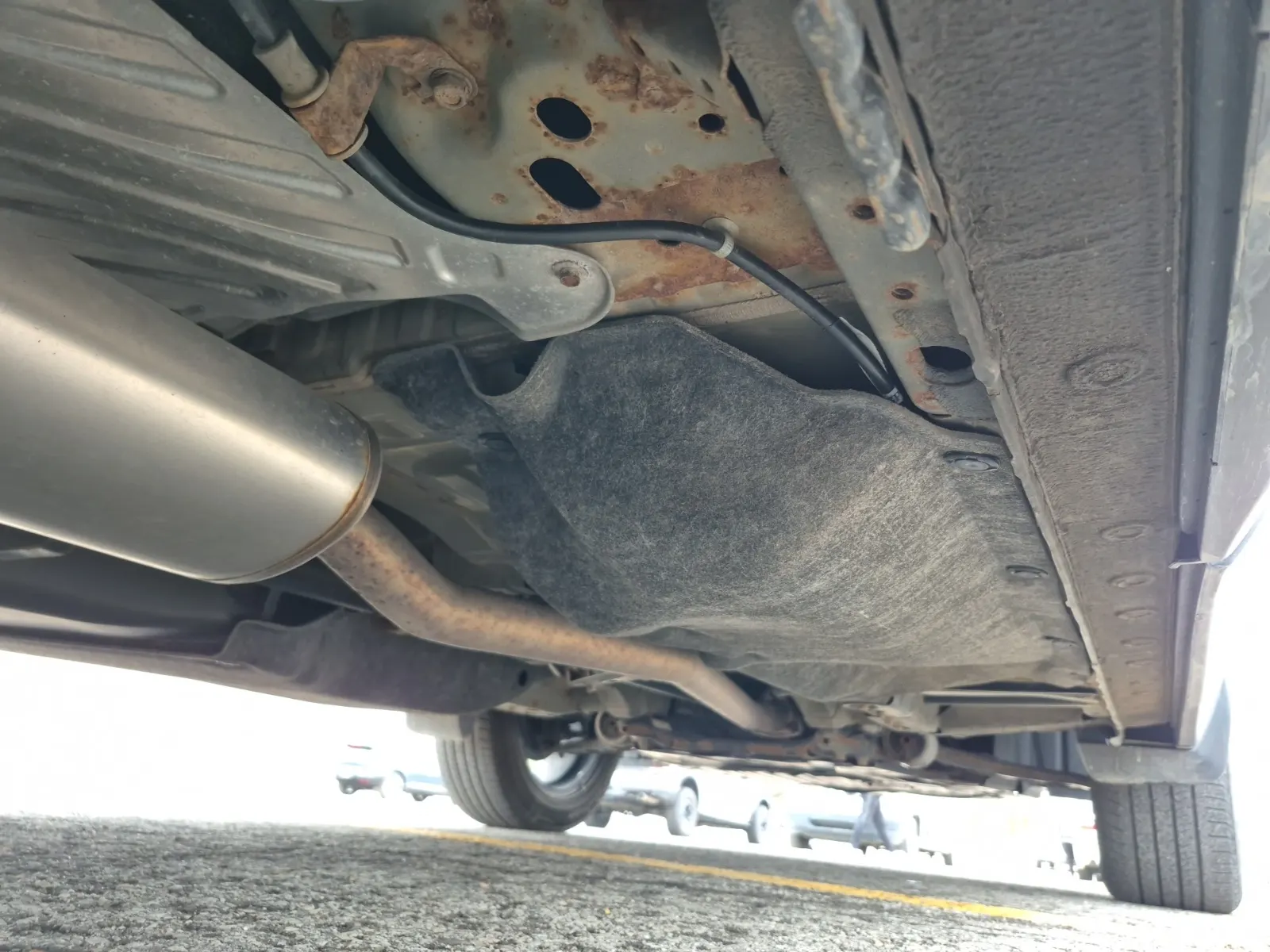 Undercarriage - Passenger Photo
