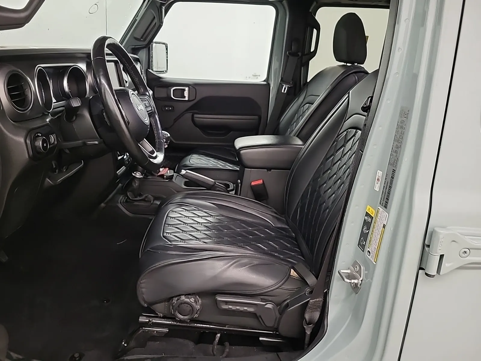 Front Interior Photo
