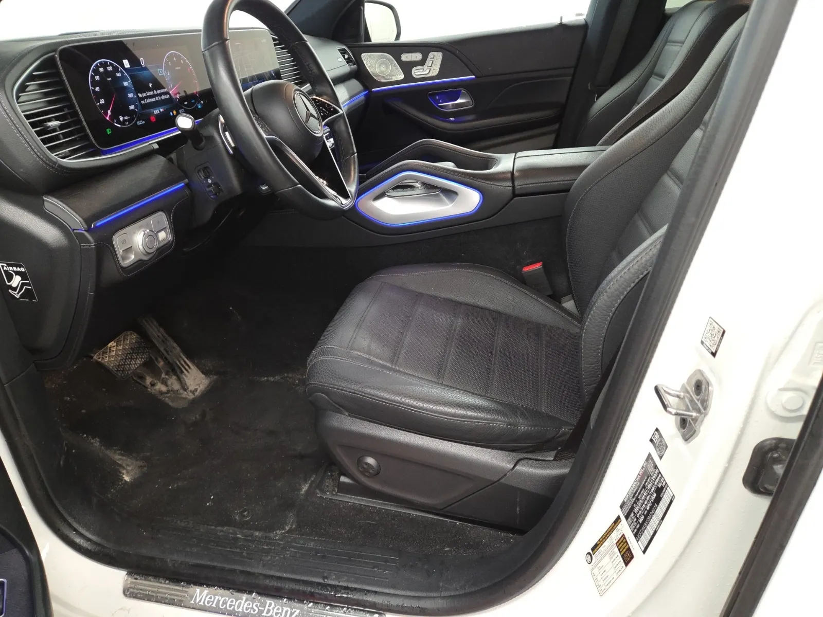 Front Interior Photo
