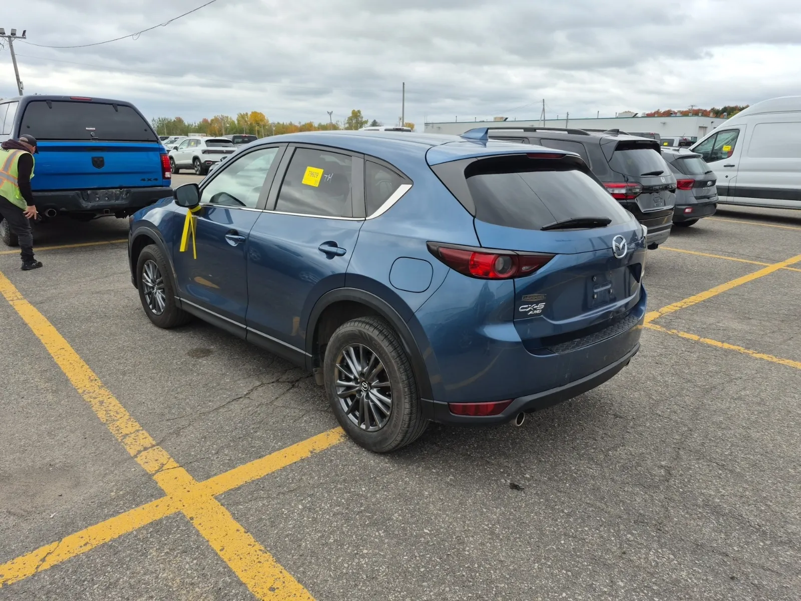 Driver Rear 3/4 Photo