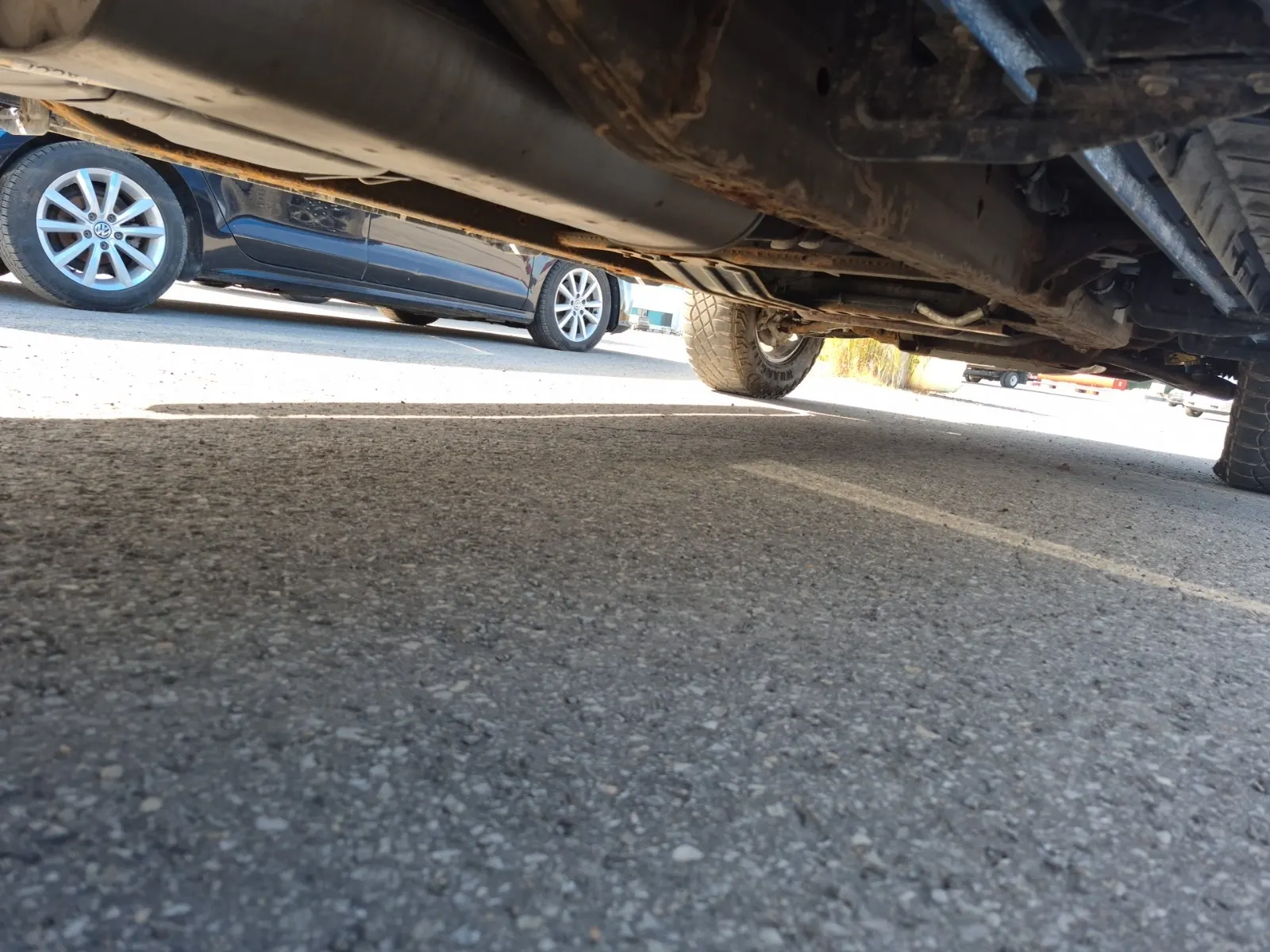 Undercarriage - Passenger Photo