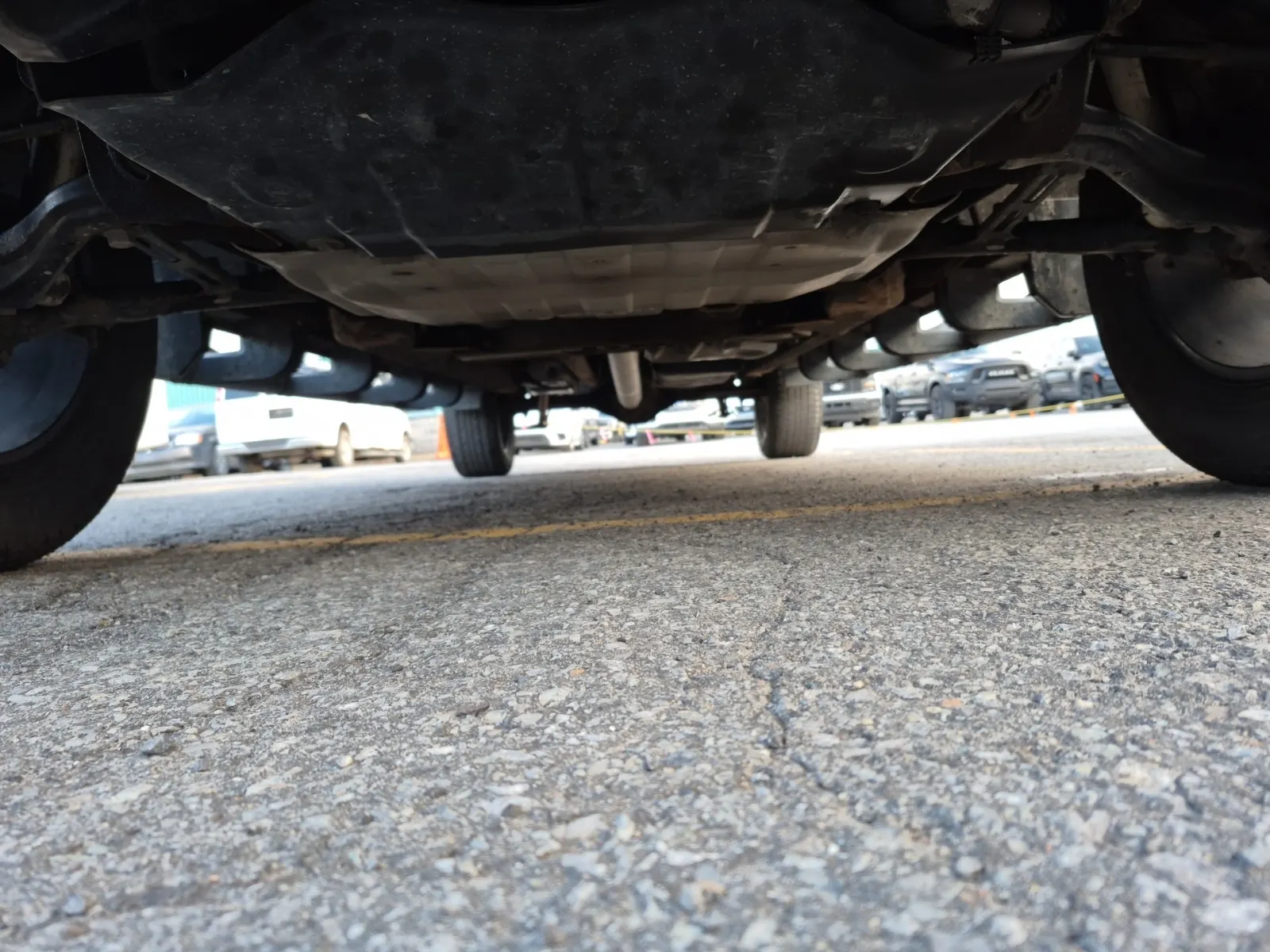 Undercarriage - Front Photo