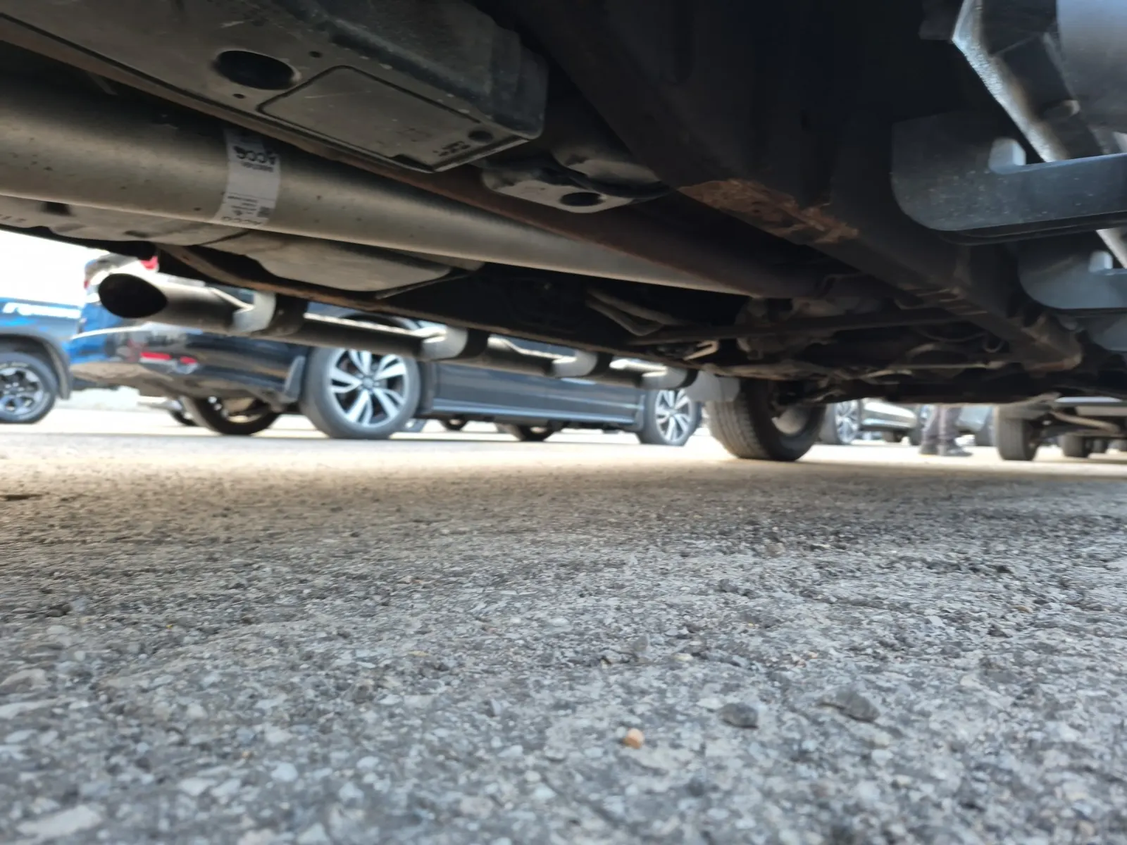 Undercarriage - Passenger Photo