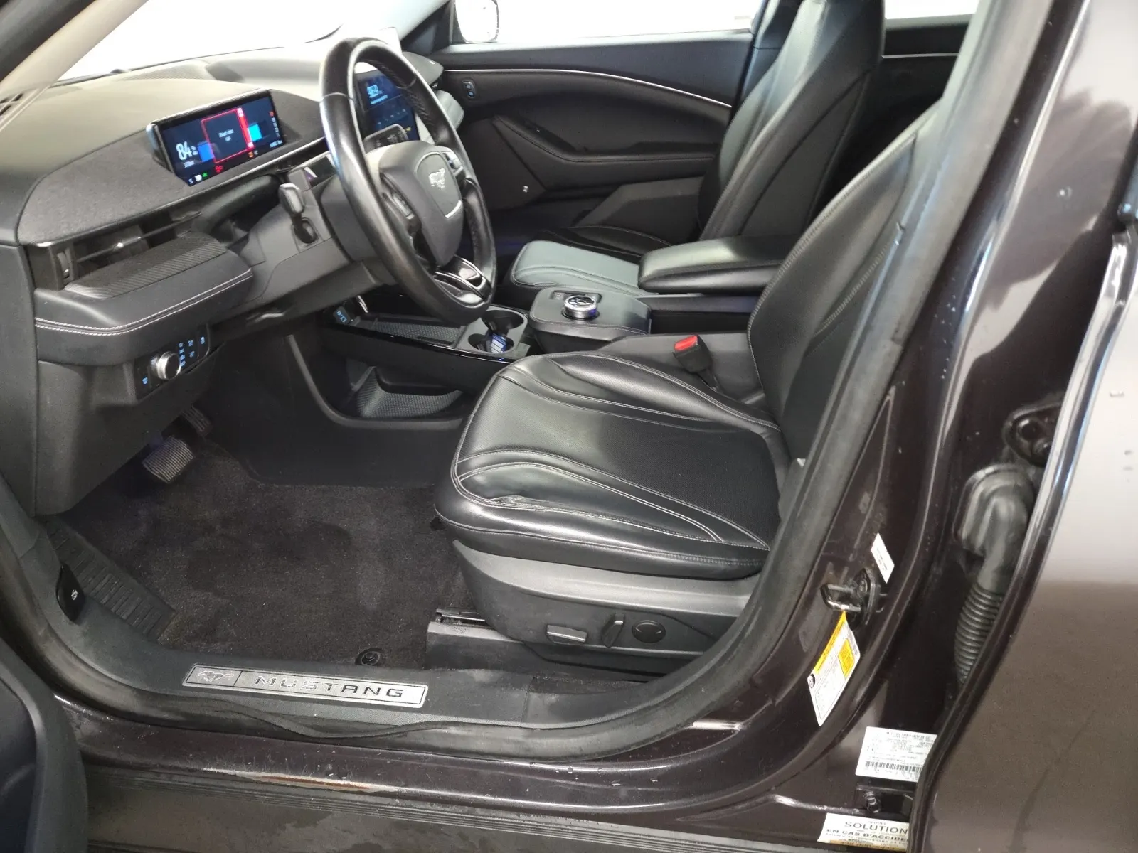 Front Interior Photo