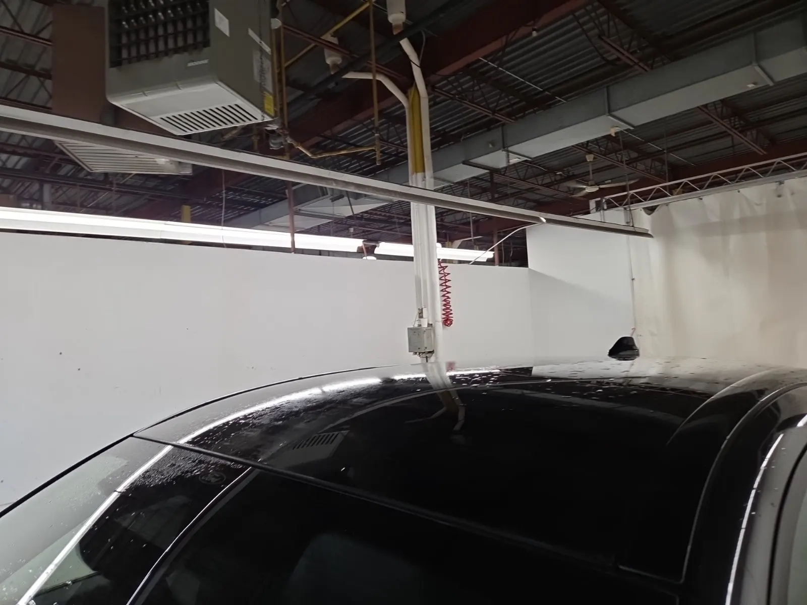 Exterior Roof Photo