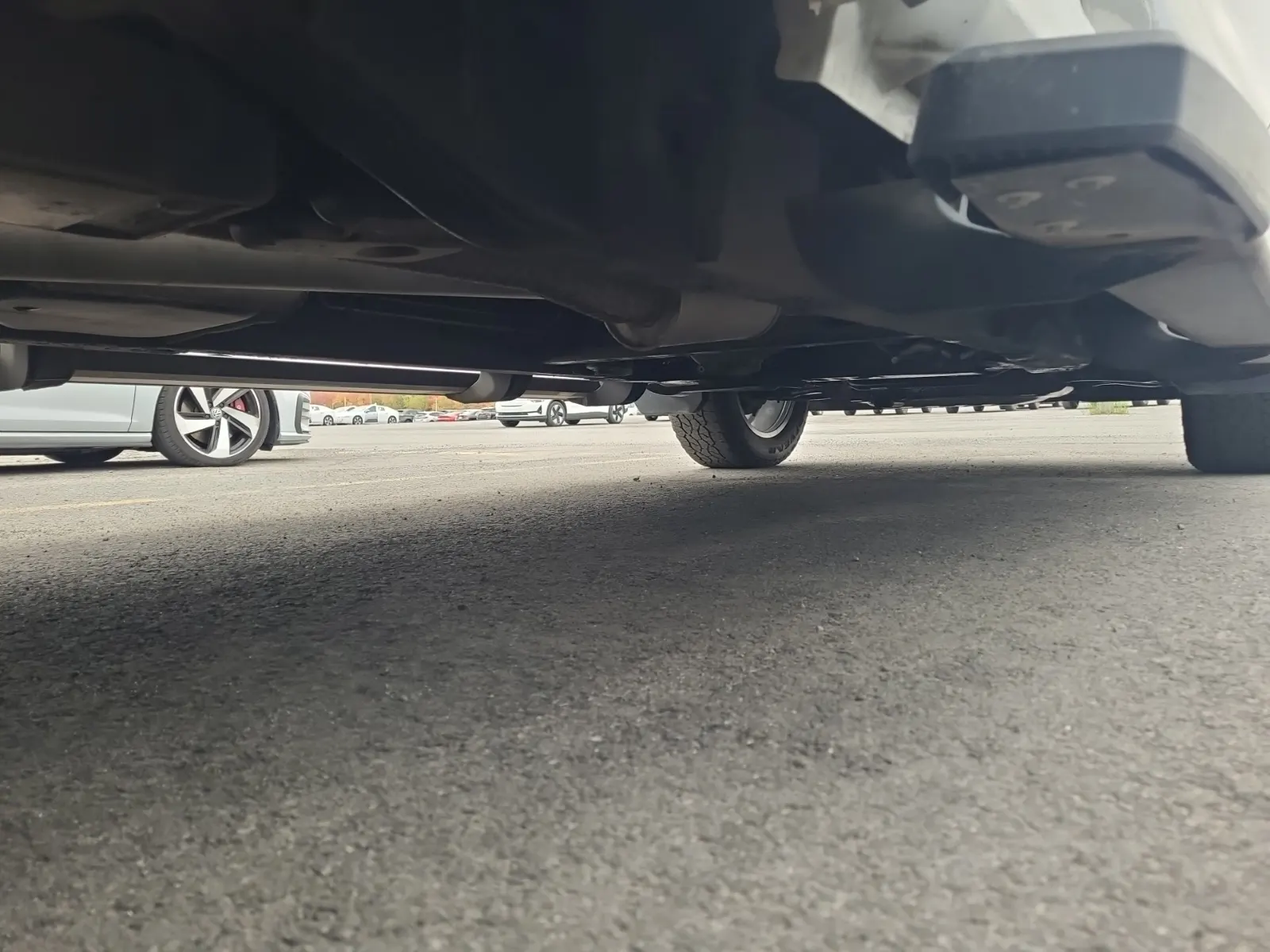Undercarriage - Passenger Photo