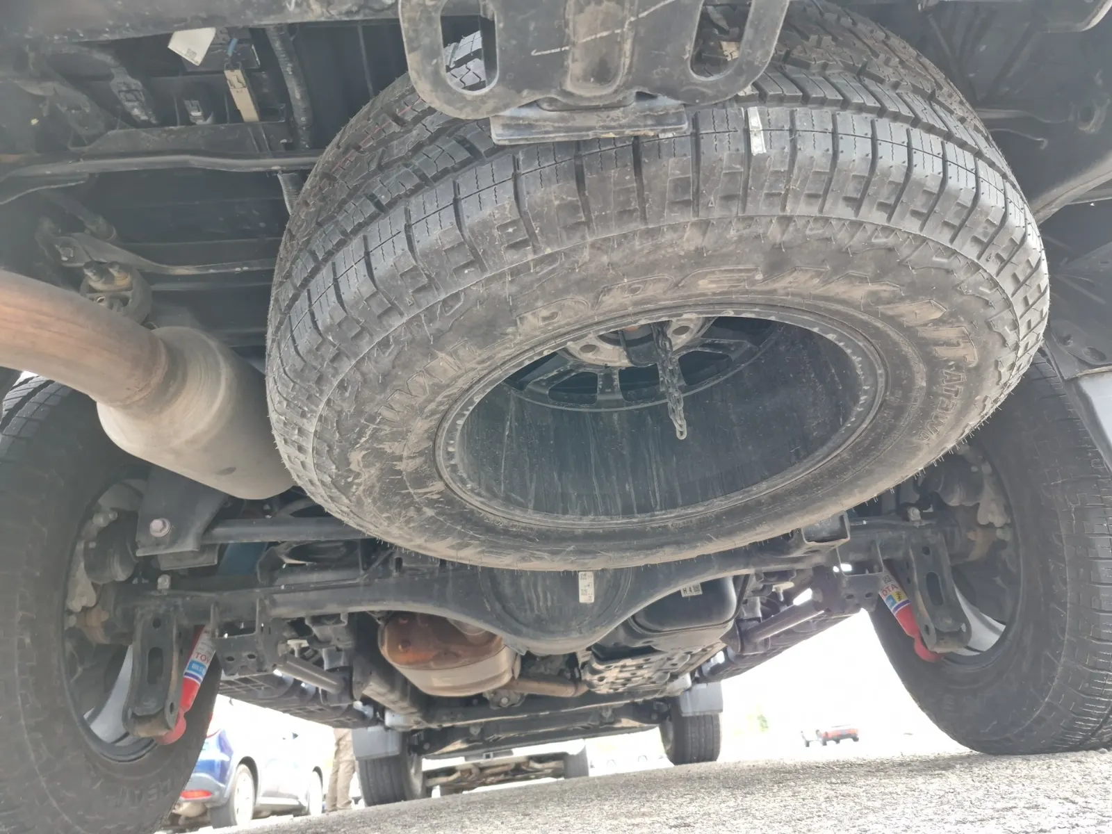 Spare Tire & Wheel Photo