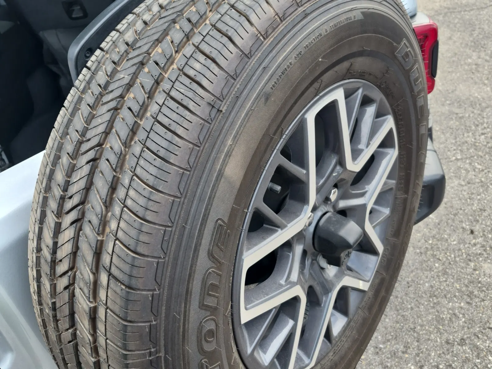 Spare Tire & Wheel Photo