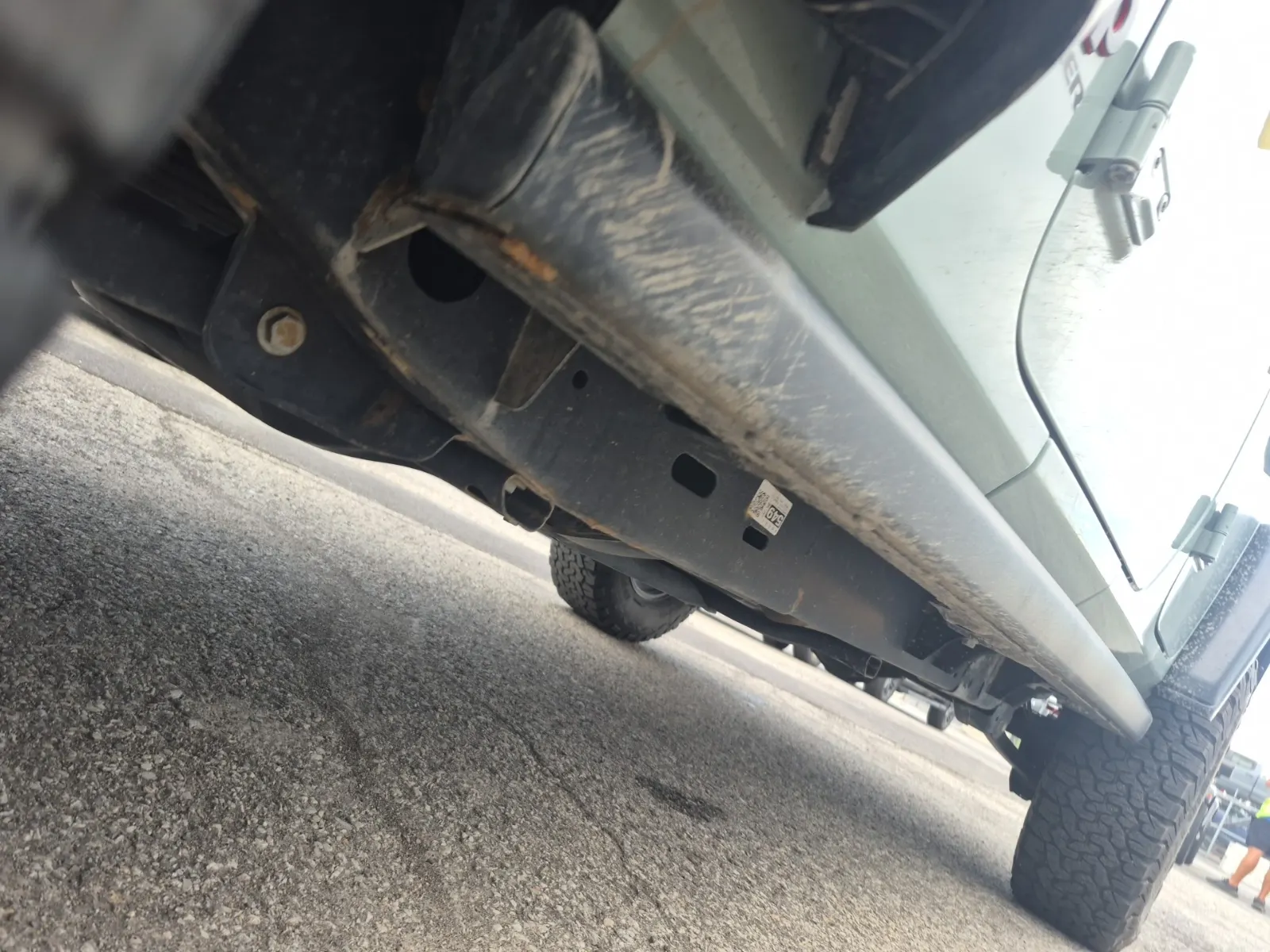 Undercarriage - Driver Photo