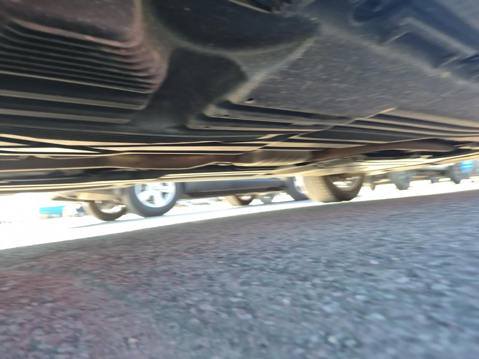 Undercarriage - Passenger Photo