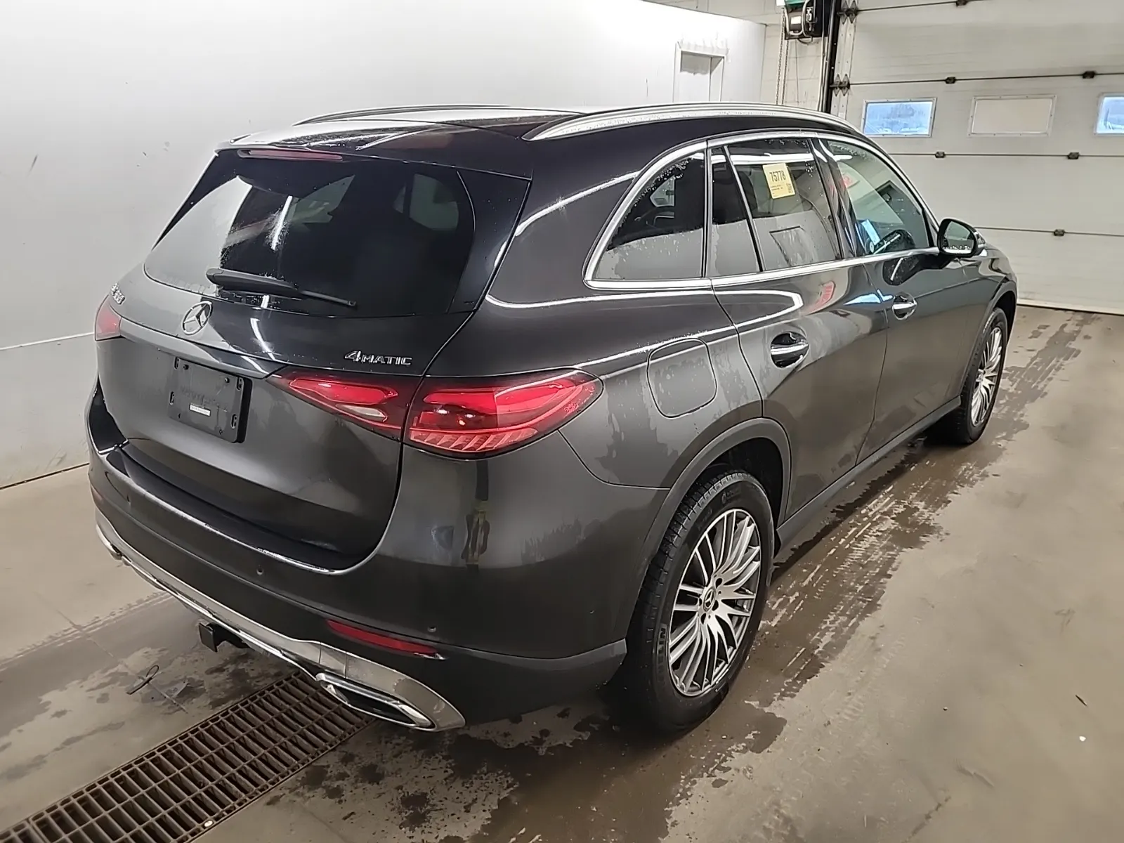 Passenger Rear 3/4 Photo