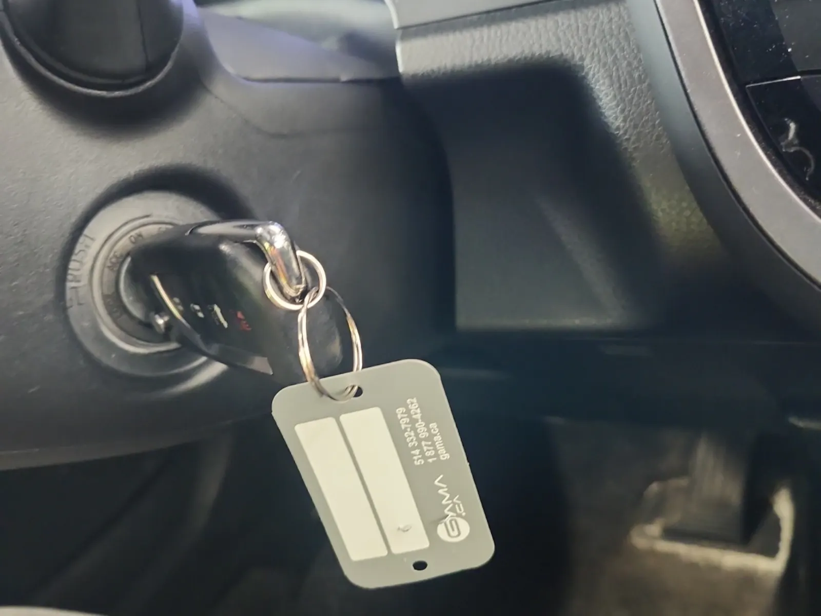 Keys/Fobs/Manual Photo