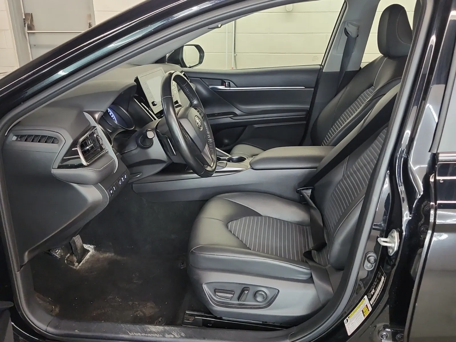 Front Interior Photo