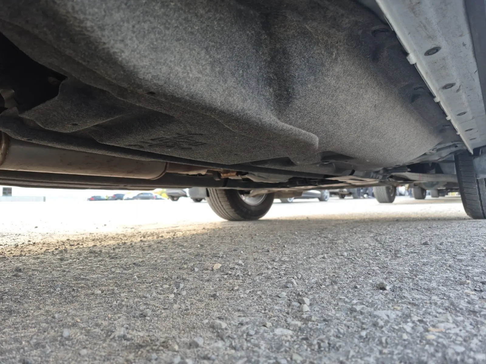Undercarriage - Passenger Photo