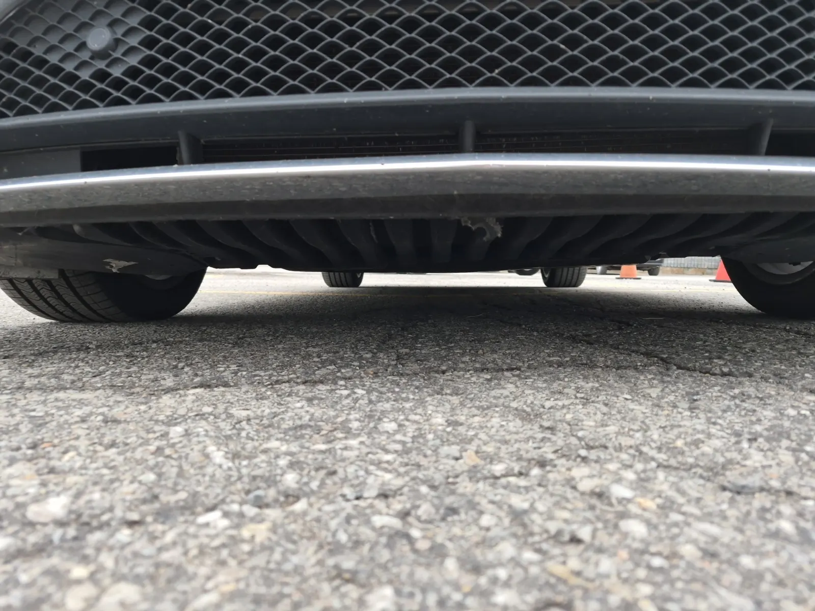 Undercarriage - Front Photo