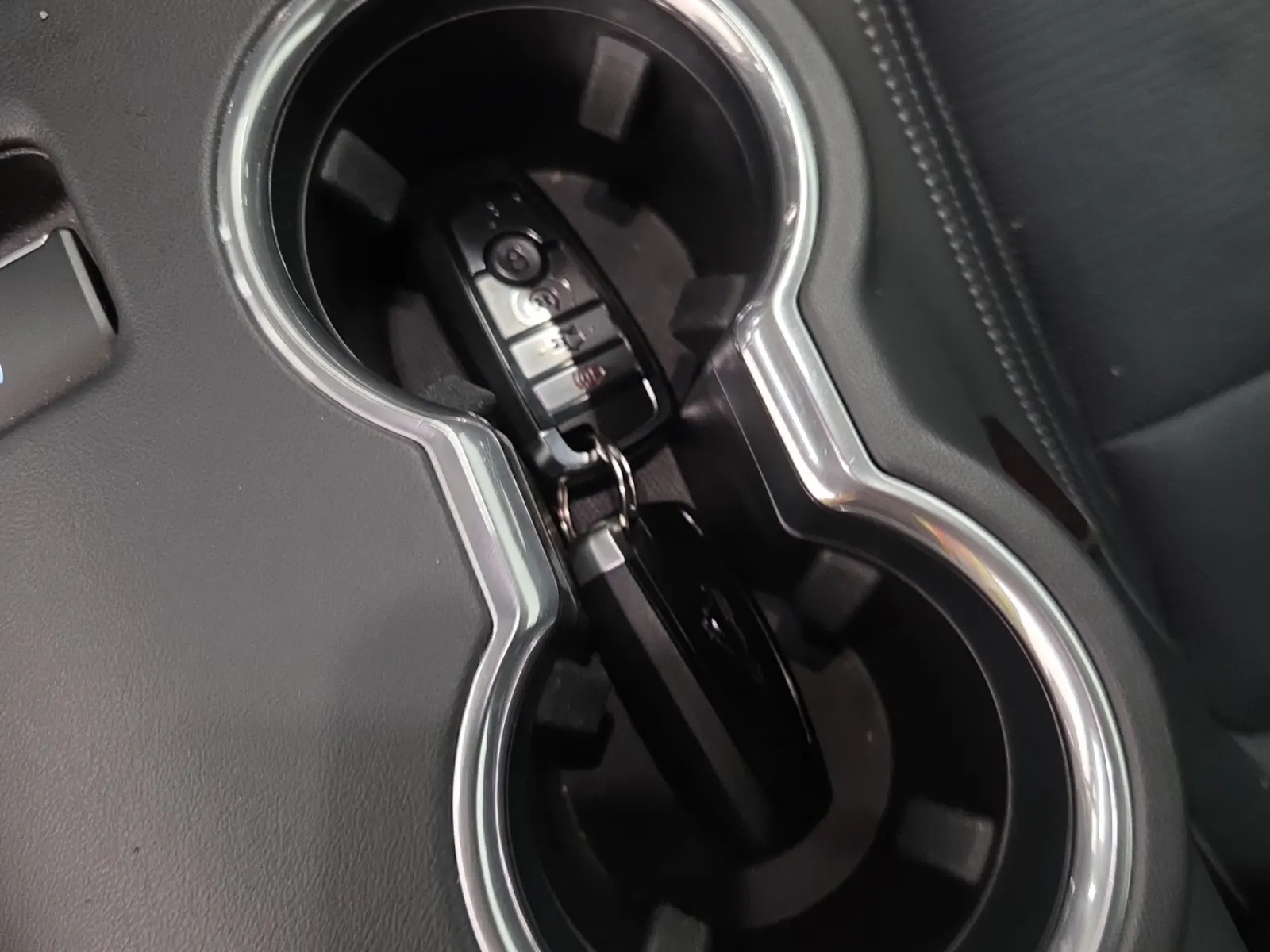 Keys/Fobs/Manual Photo