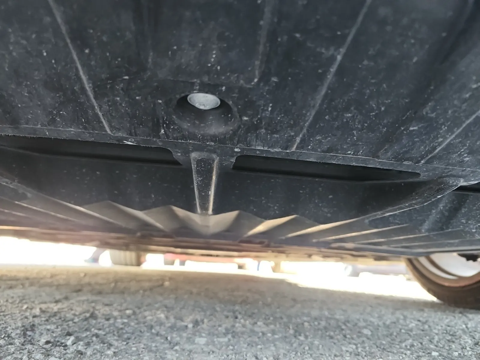 Undercarriage - Front Photo