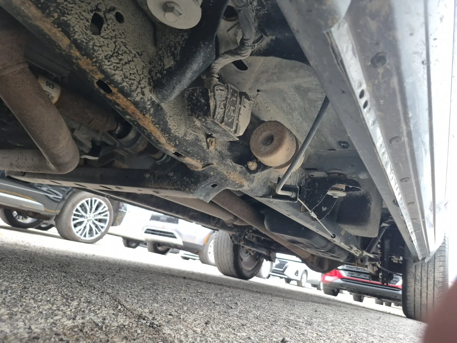 Undercarriage - Driver Photo