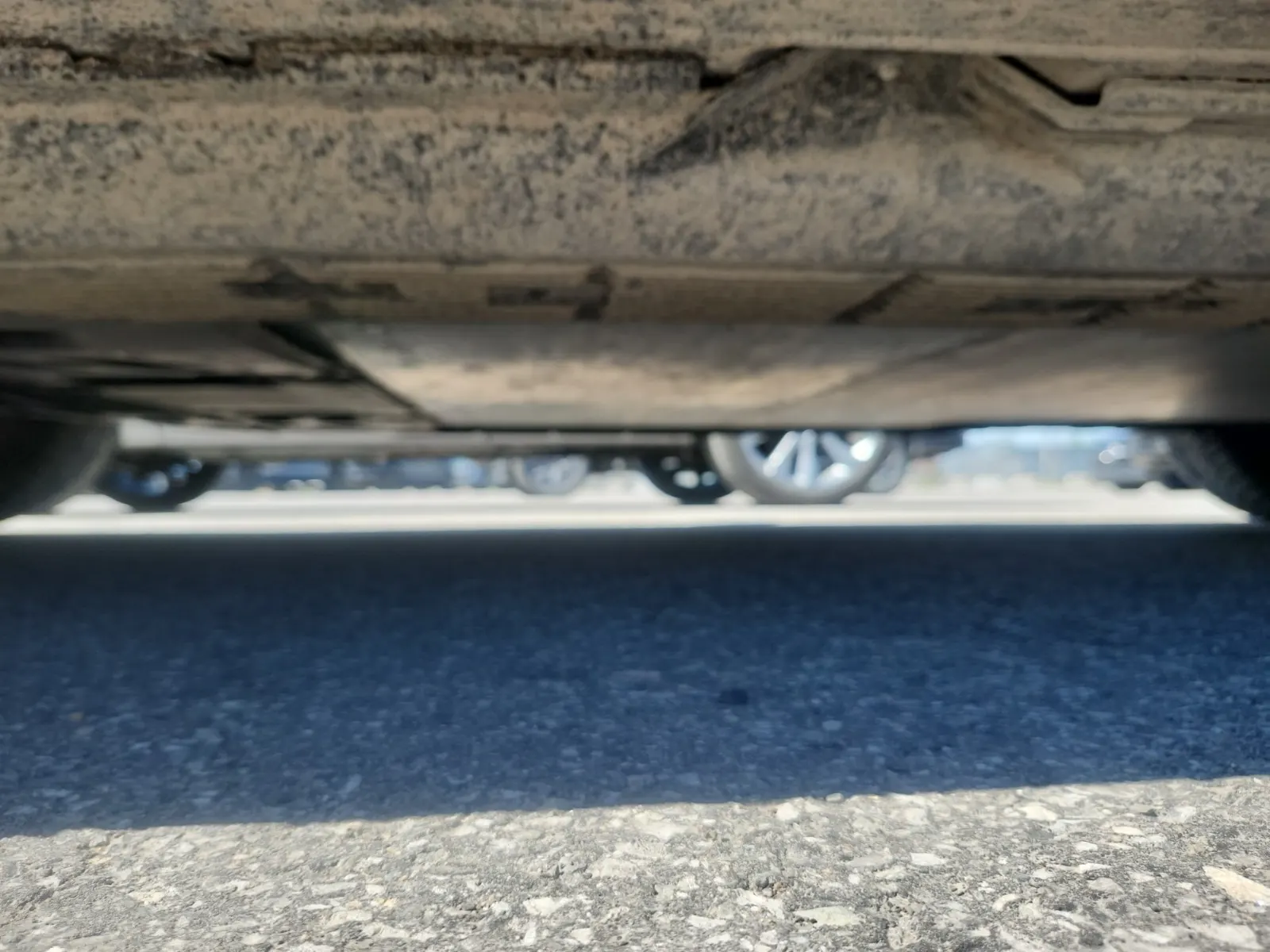 Undercarriage - Driver Photo