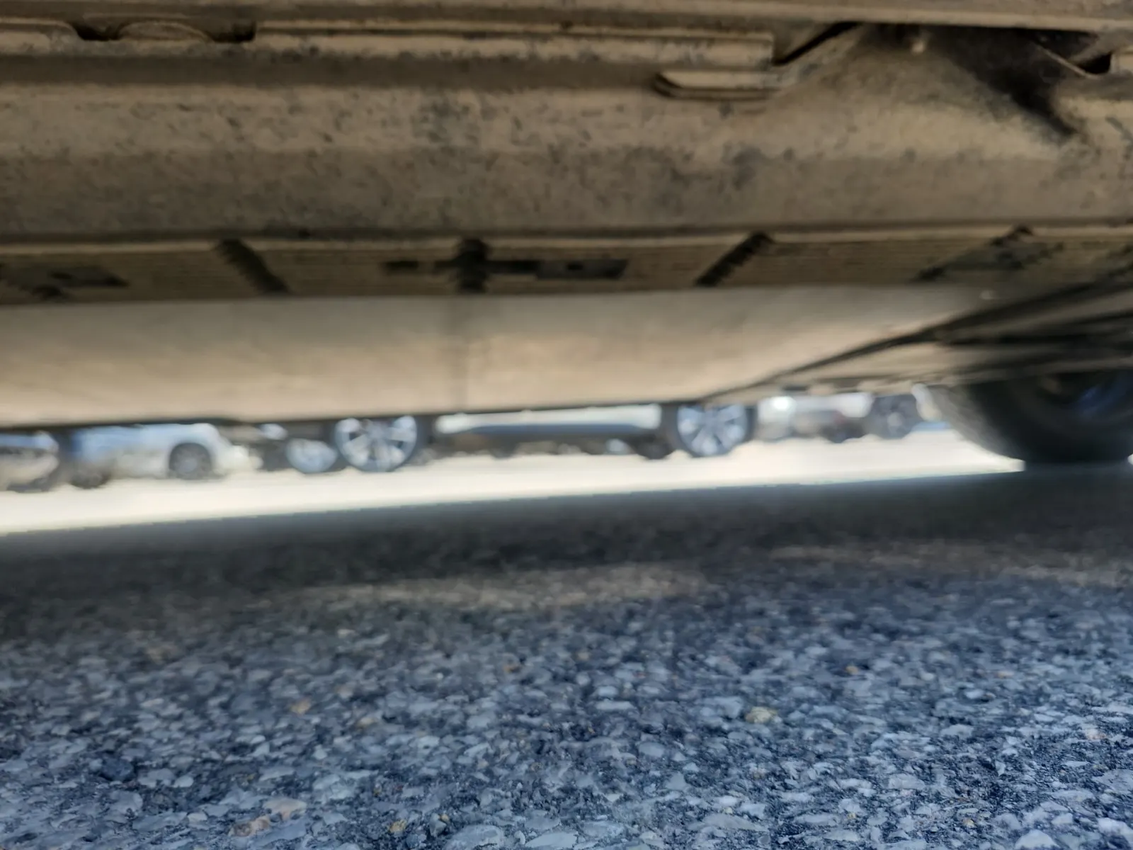 Undercarriage - Passenger Photo