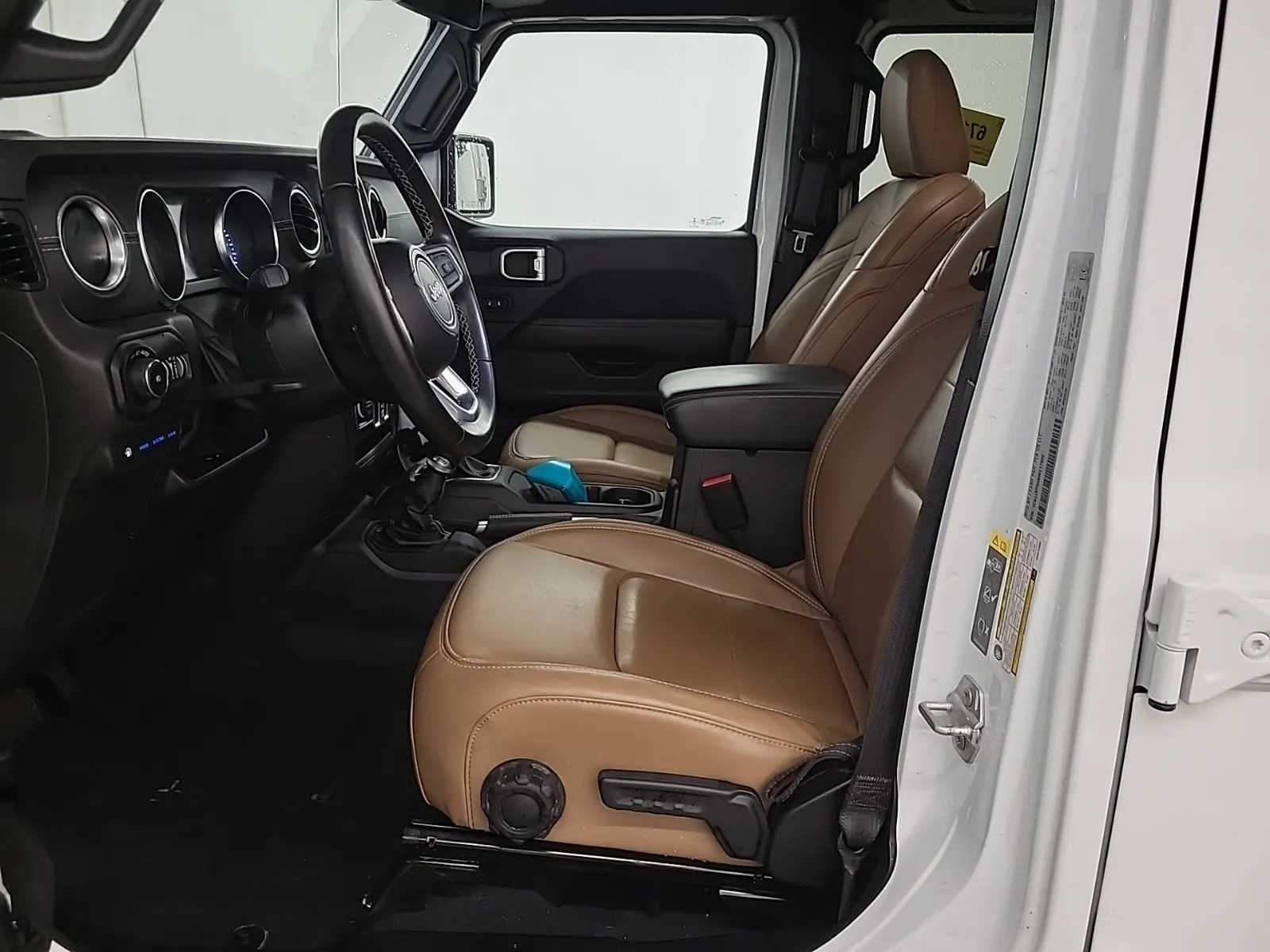 Front Interior Photo