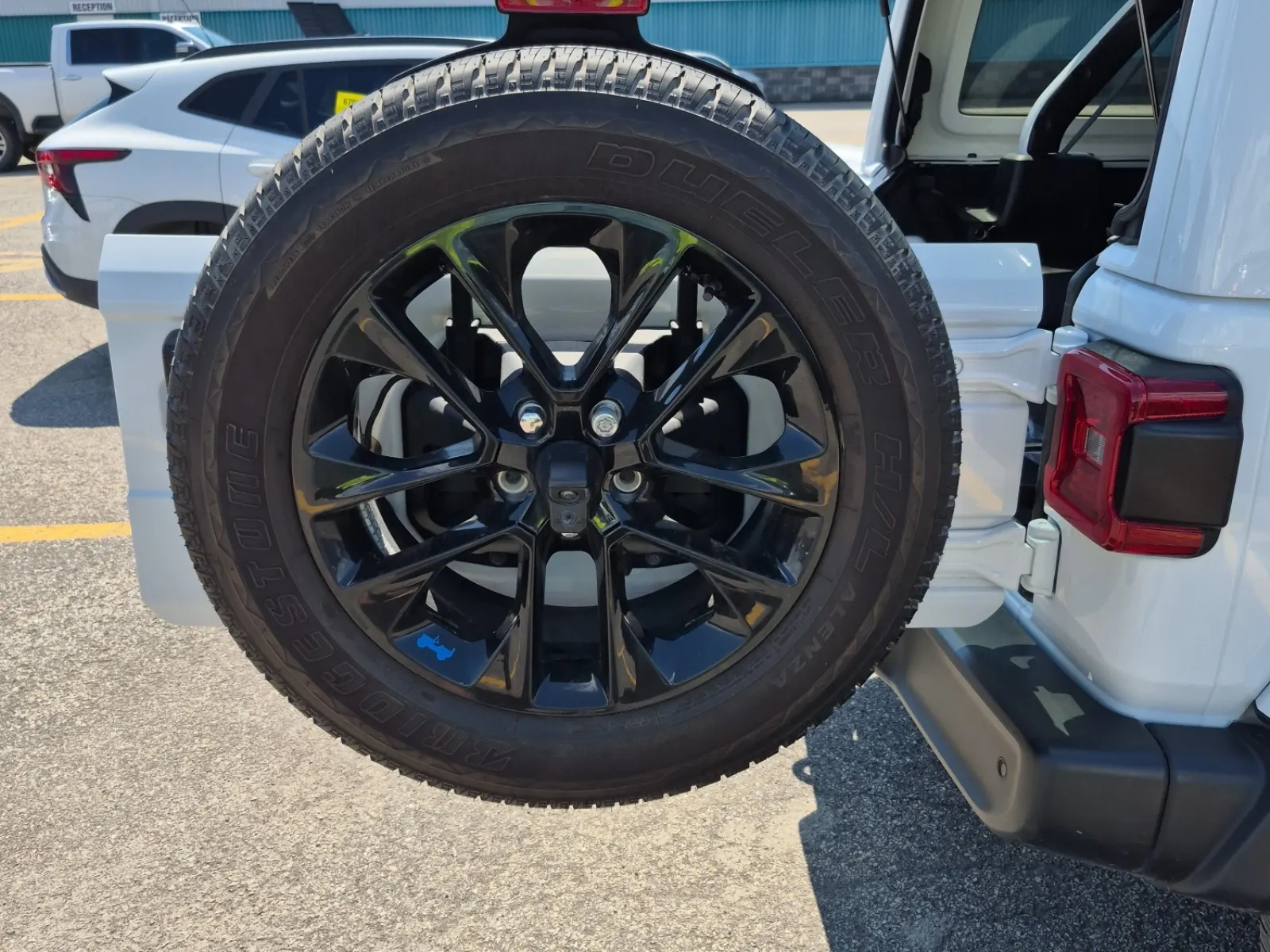 Spare Tire & Wheel Photo