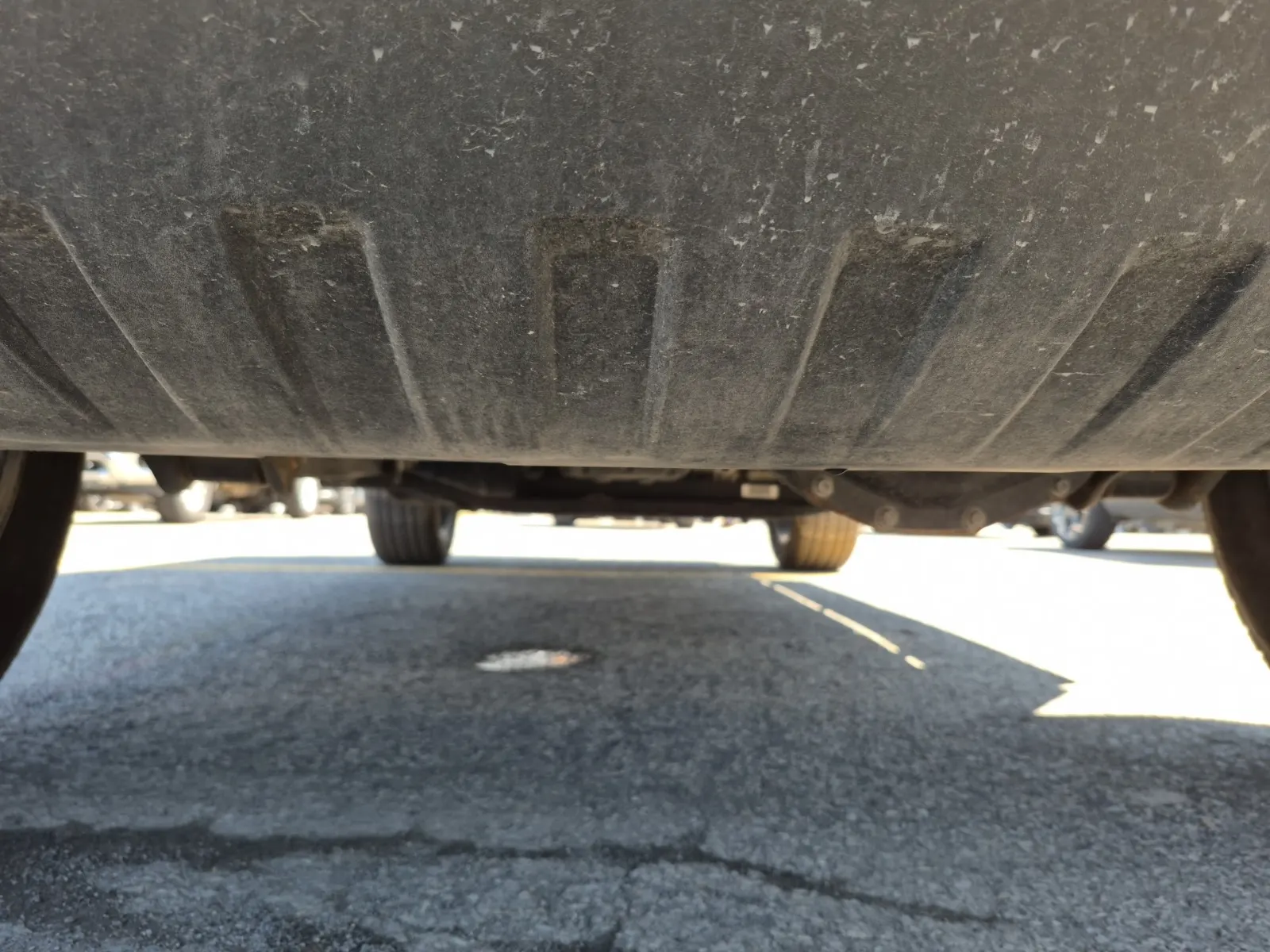 Undercarriage - Front Photo