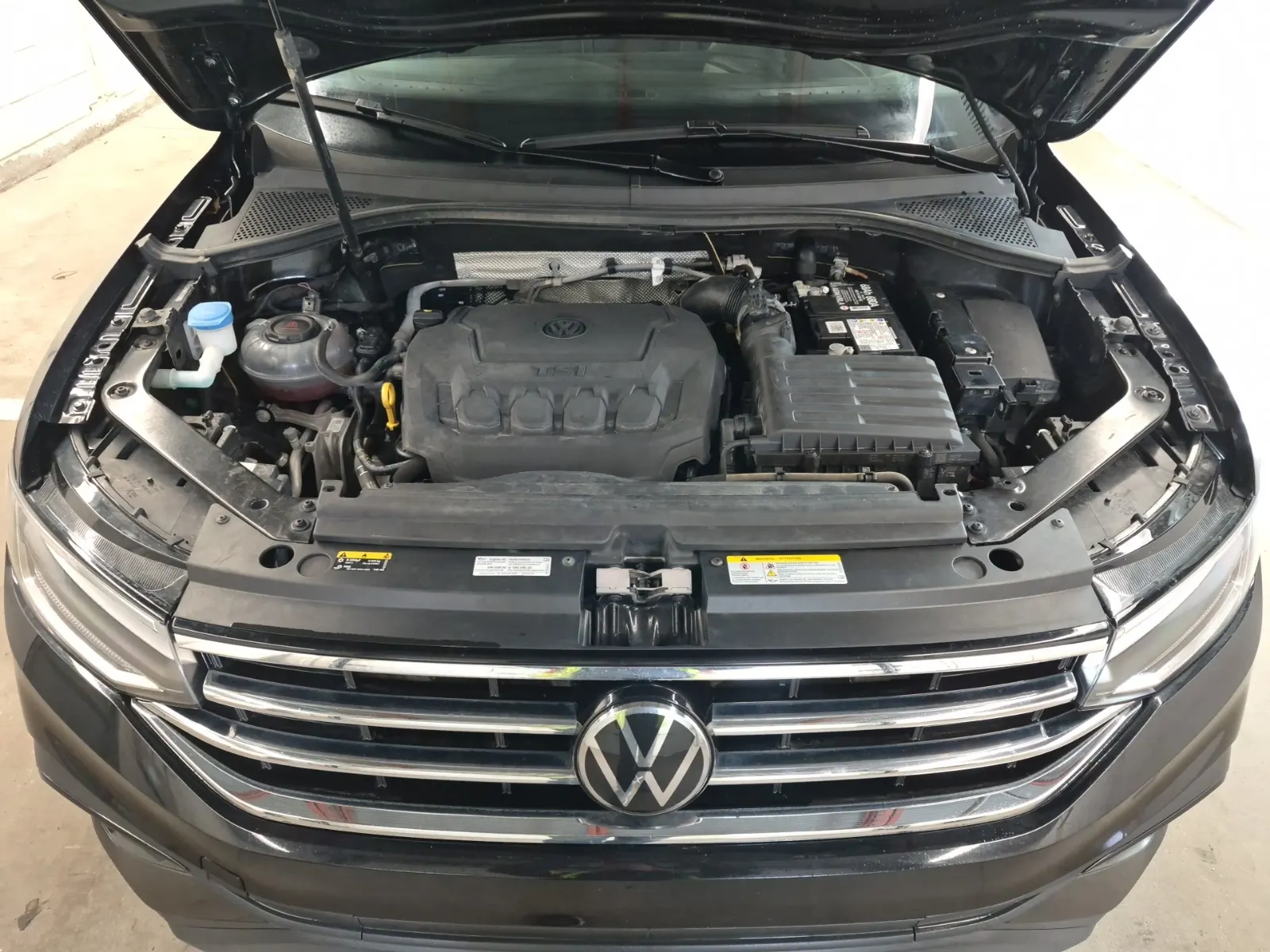 Engine Photo