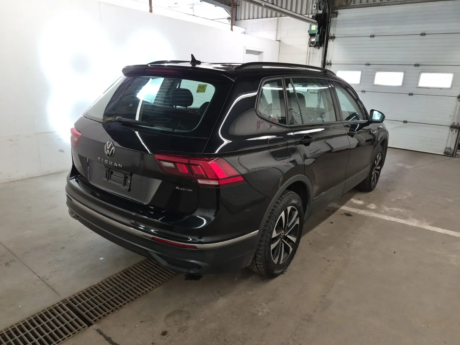 Passenger Rear 3/4 Photo