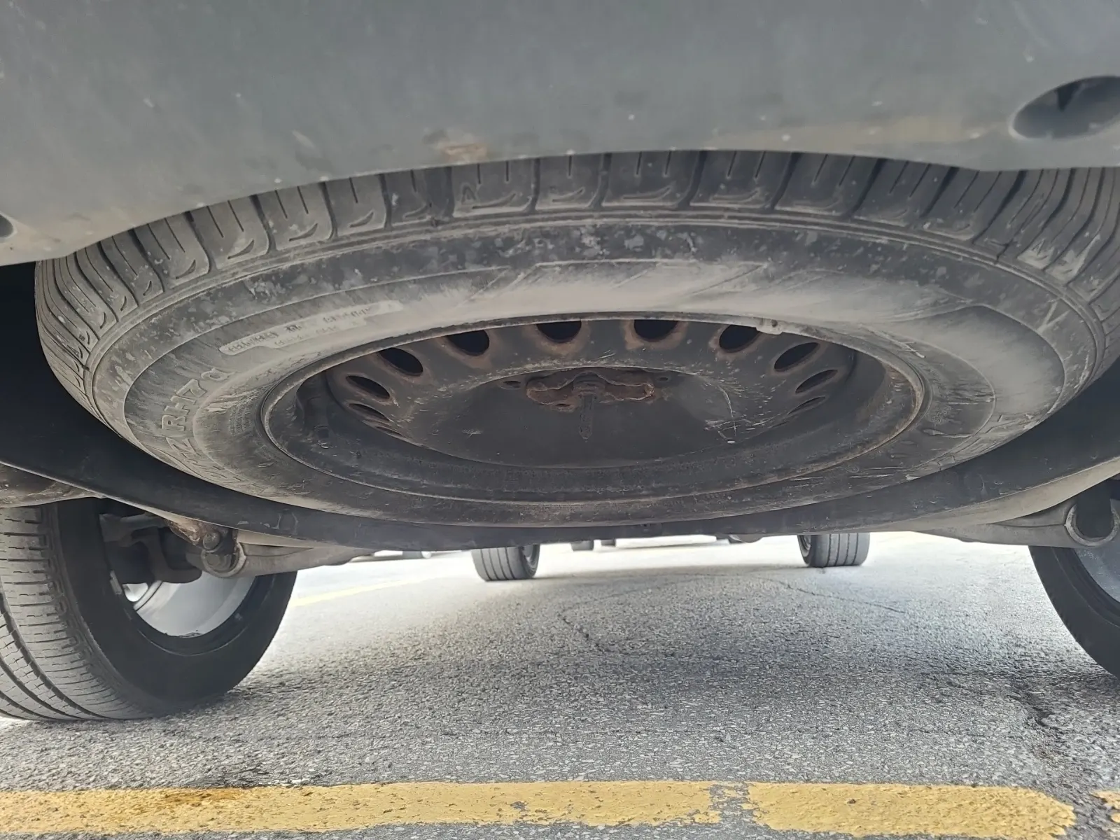Spare Tire & Wheel Photo