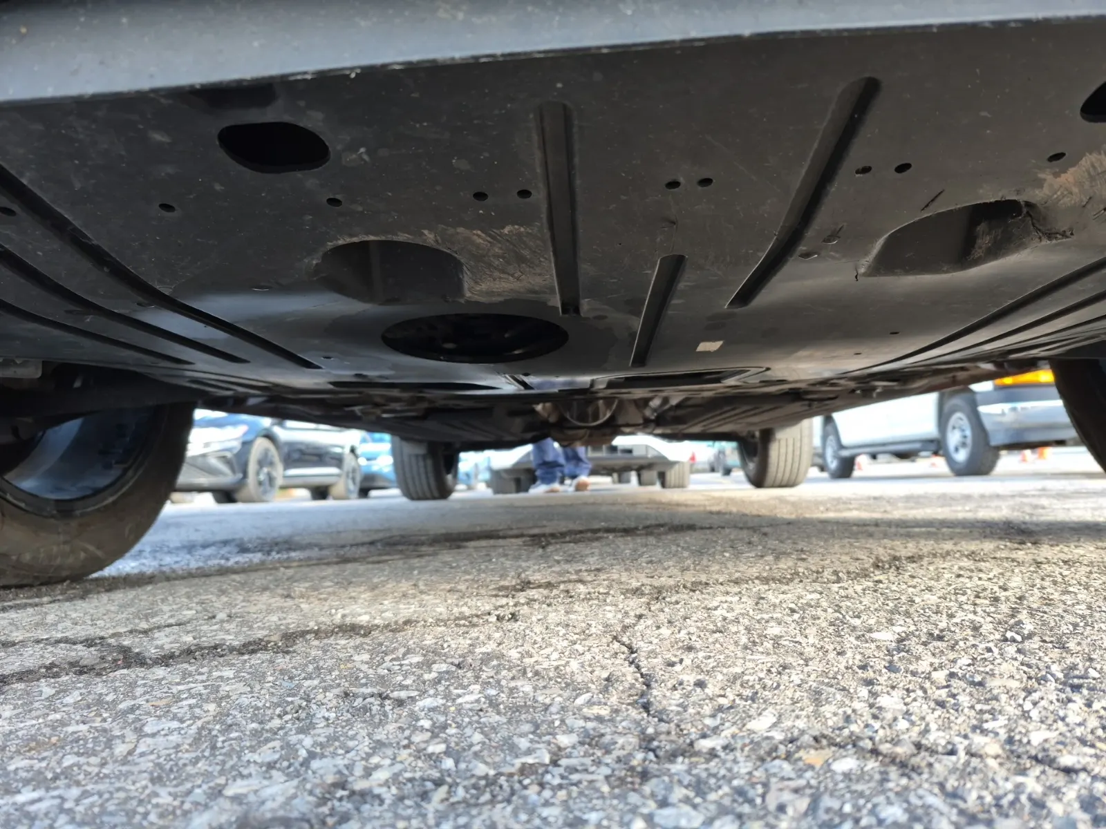 Undercarriage - Front Photo