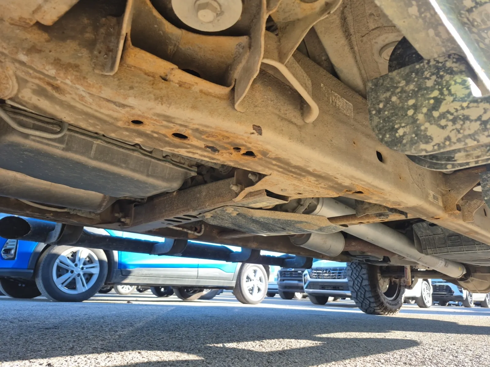 Undercarriage - Driver Photo