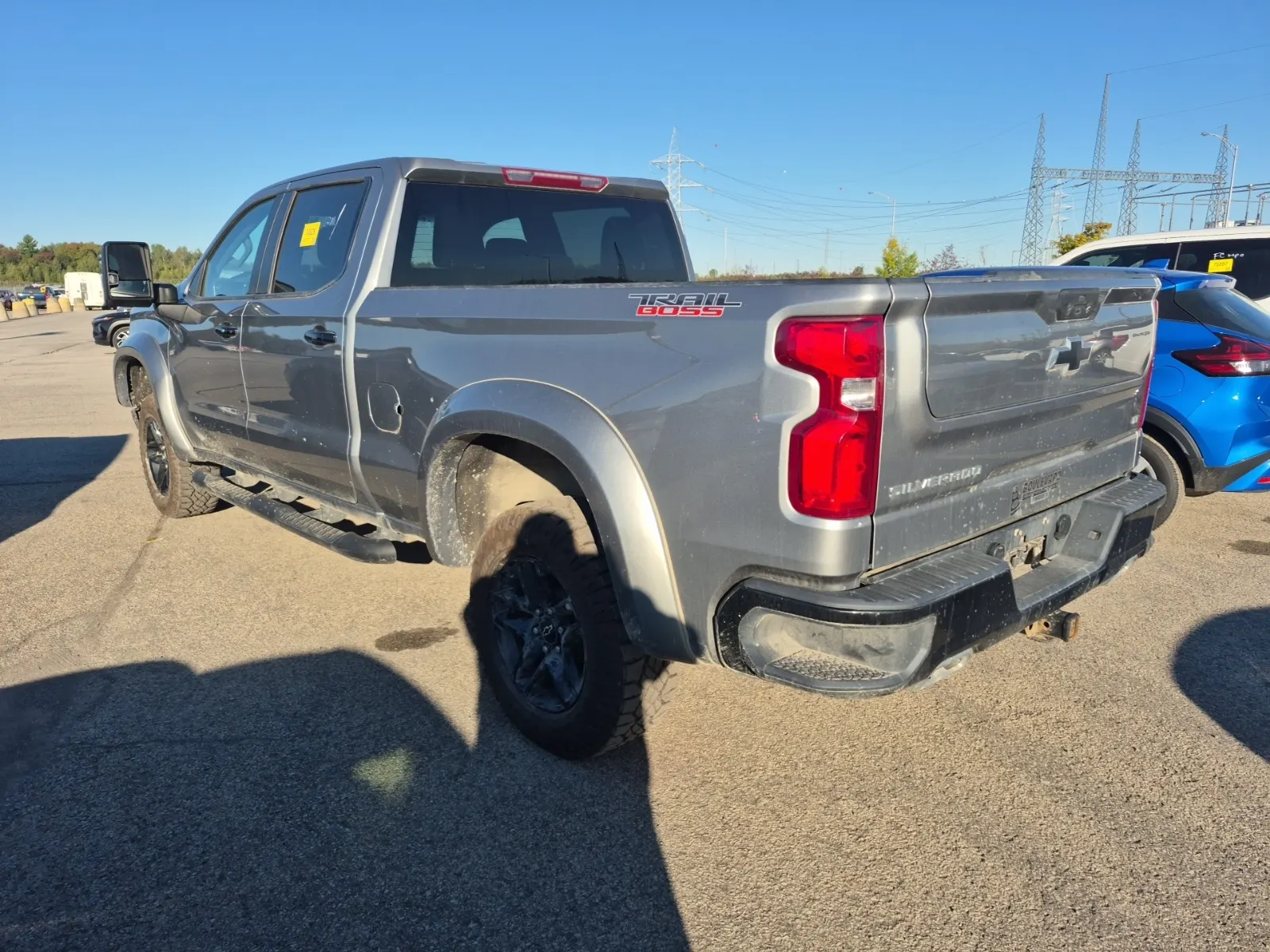 Driver Rear 3/4 Photo
