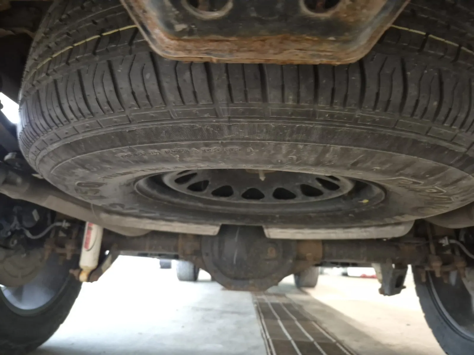 Spare Tire & Wheel Photo