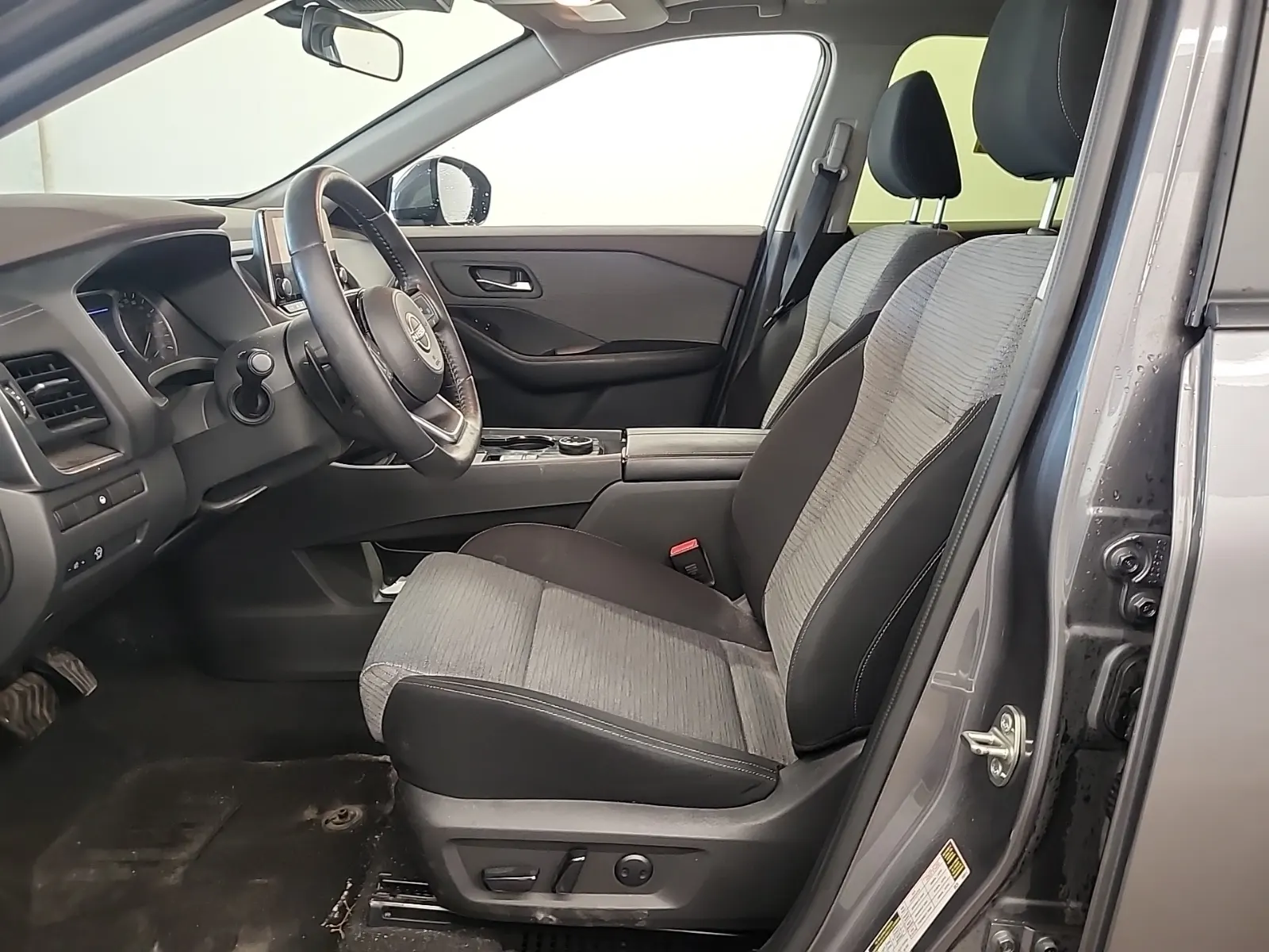 Front Interior Photo
