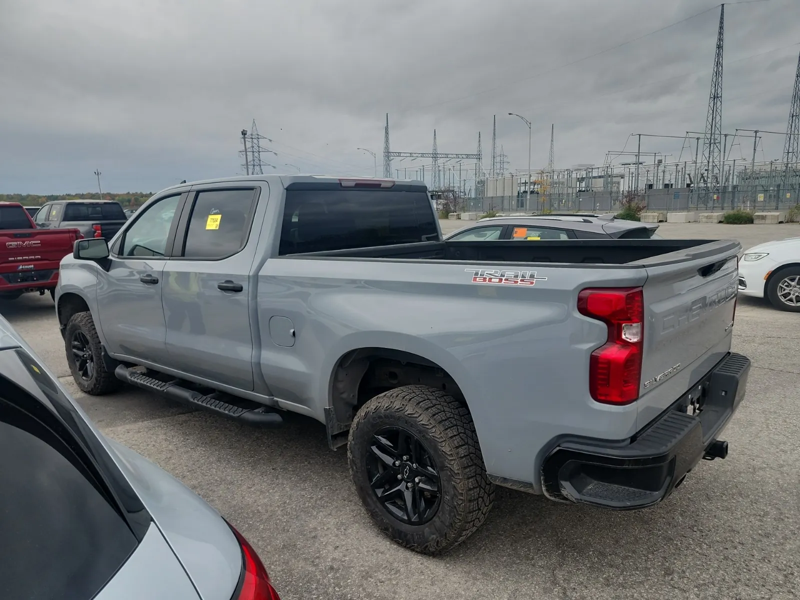 Driver Rear 3/4 Photo