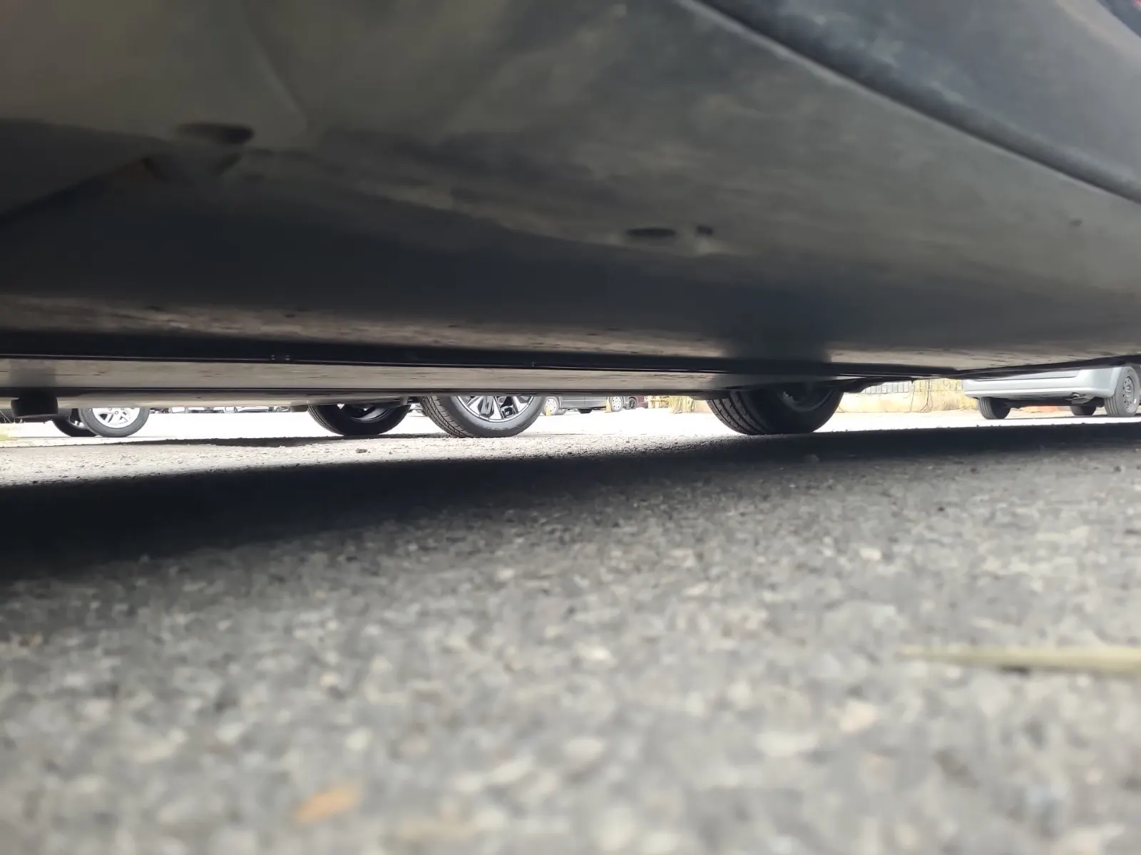 Undercarriage - Driver Photo