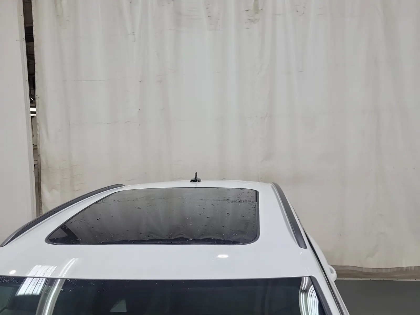Exterior Roof Photo