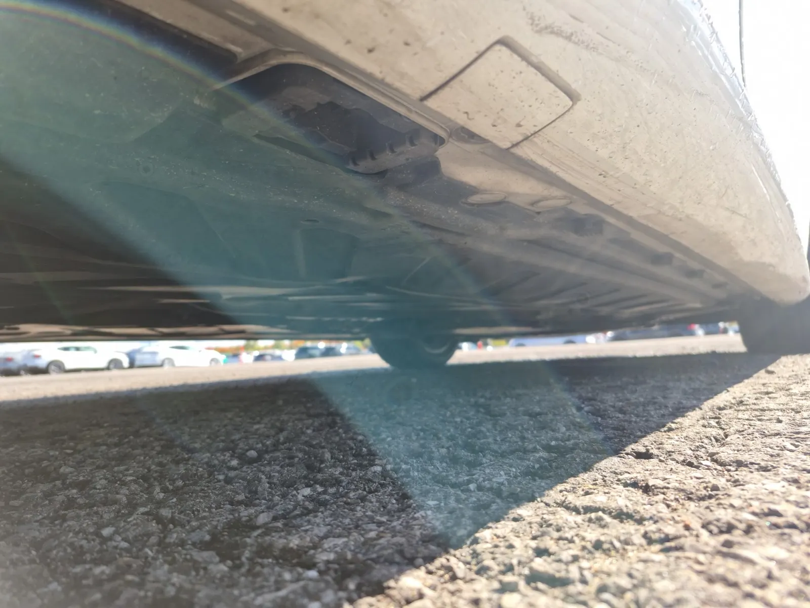 Undercarriage - Passenger Photo