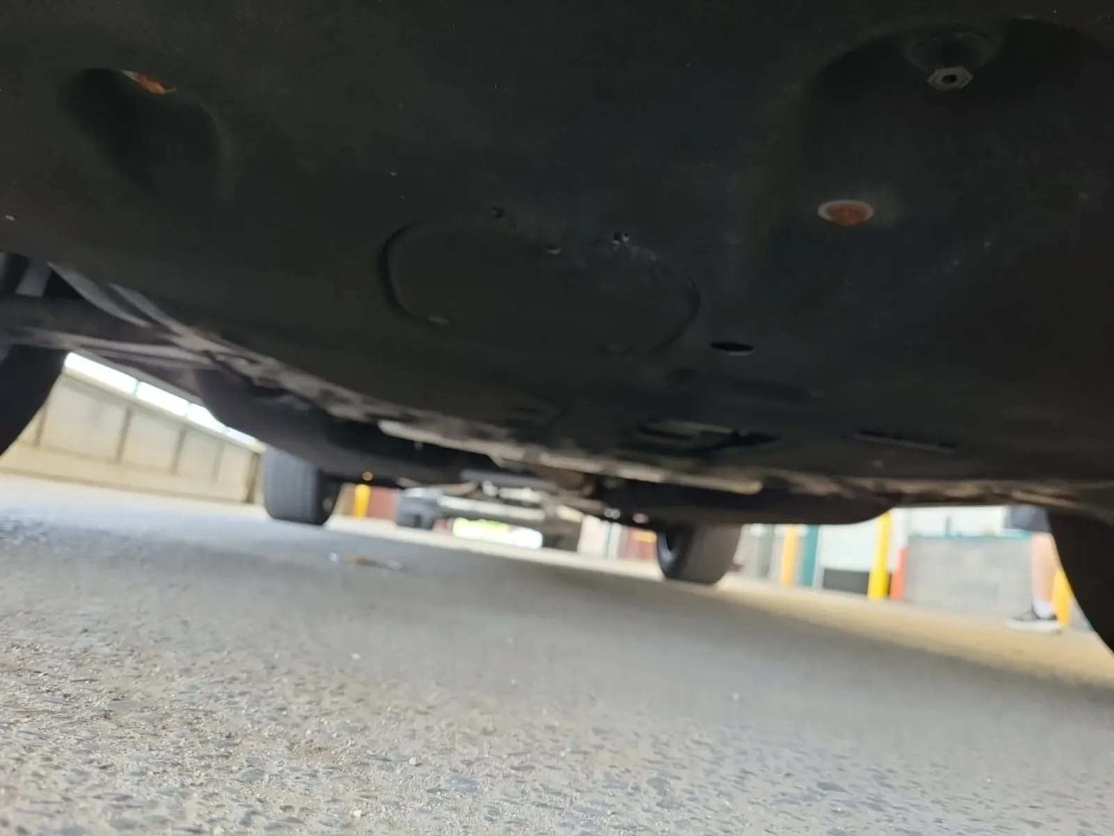 Undercarriage - Front Photo