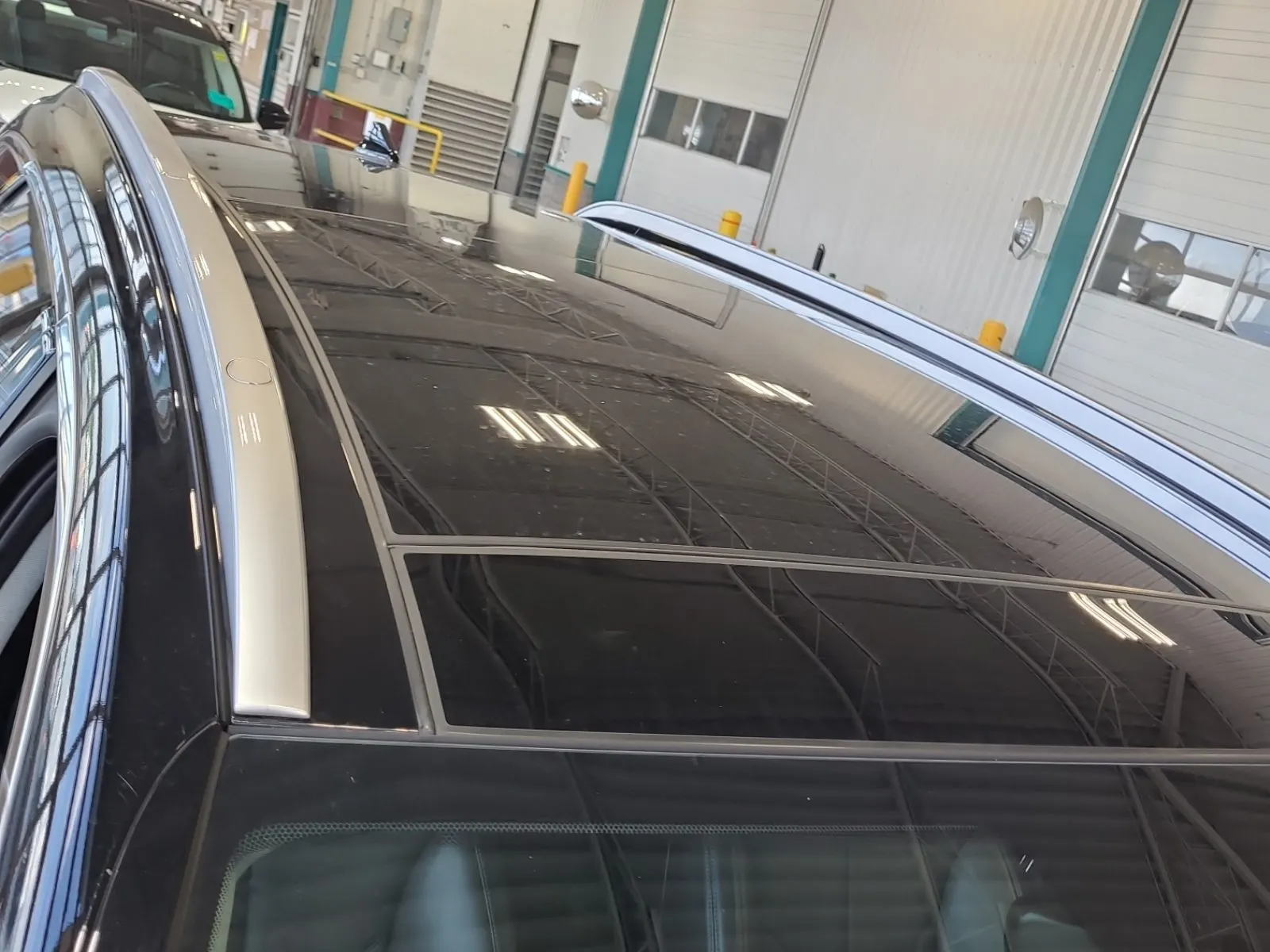 Exterior Roof Photo