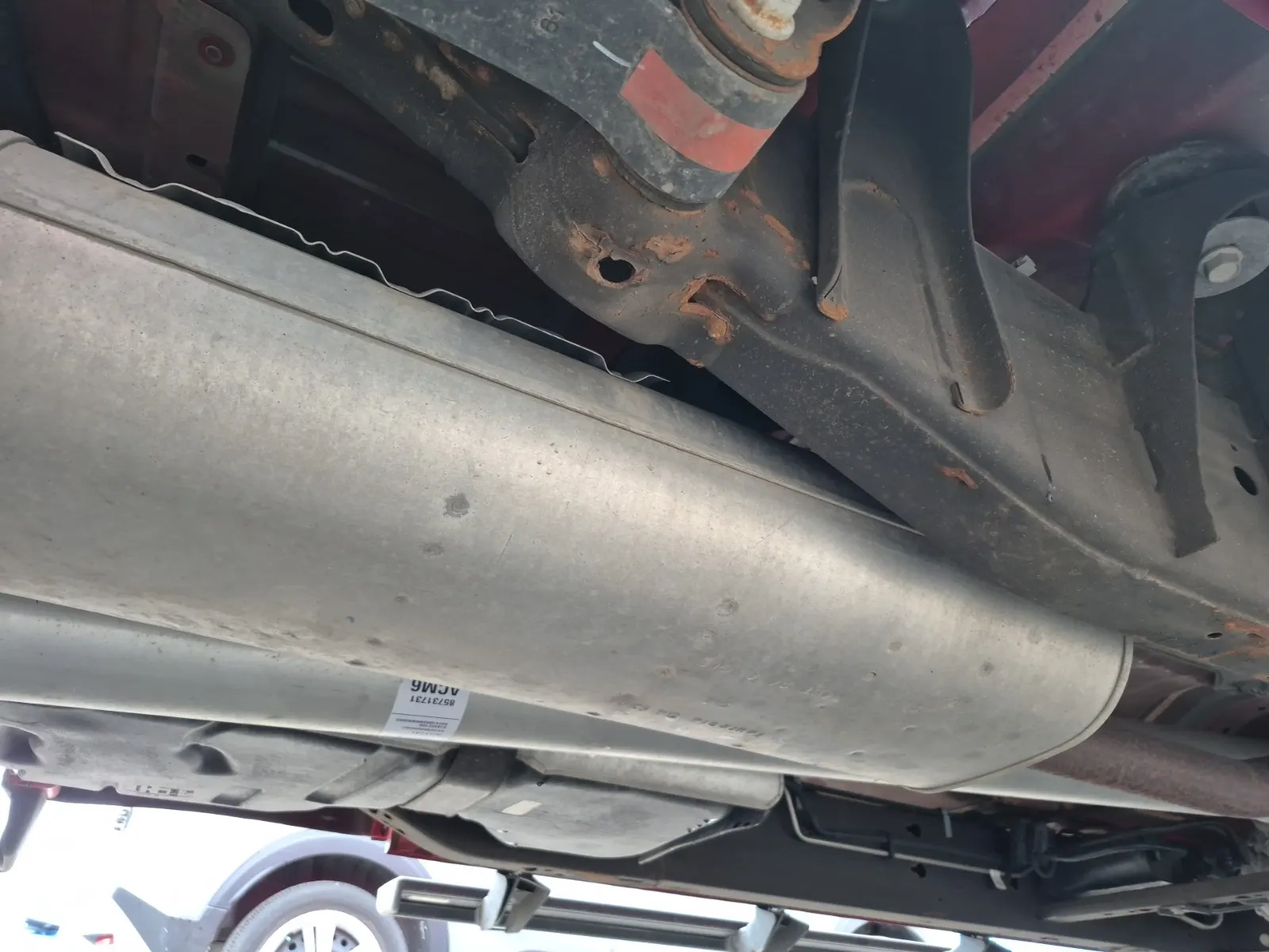 Undercarriage - Passenger Photo